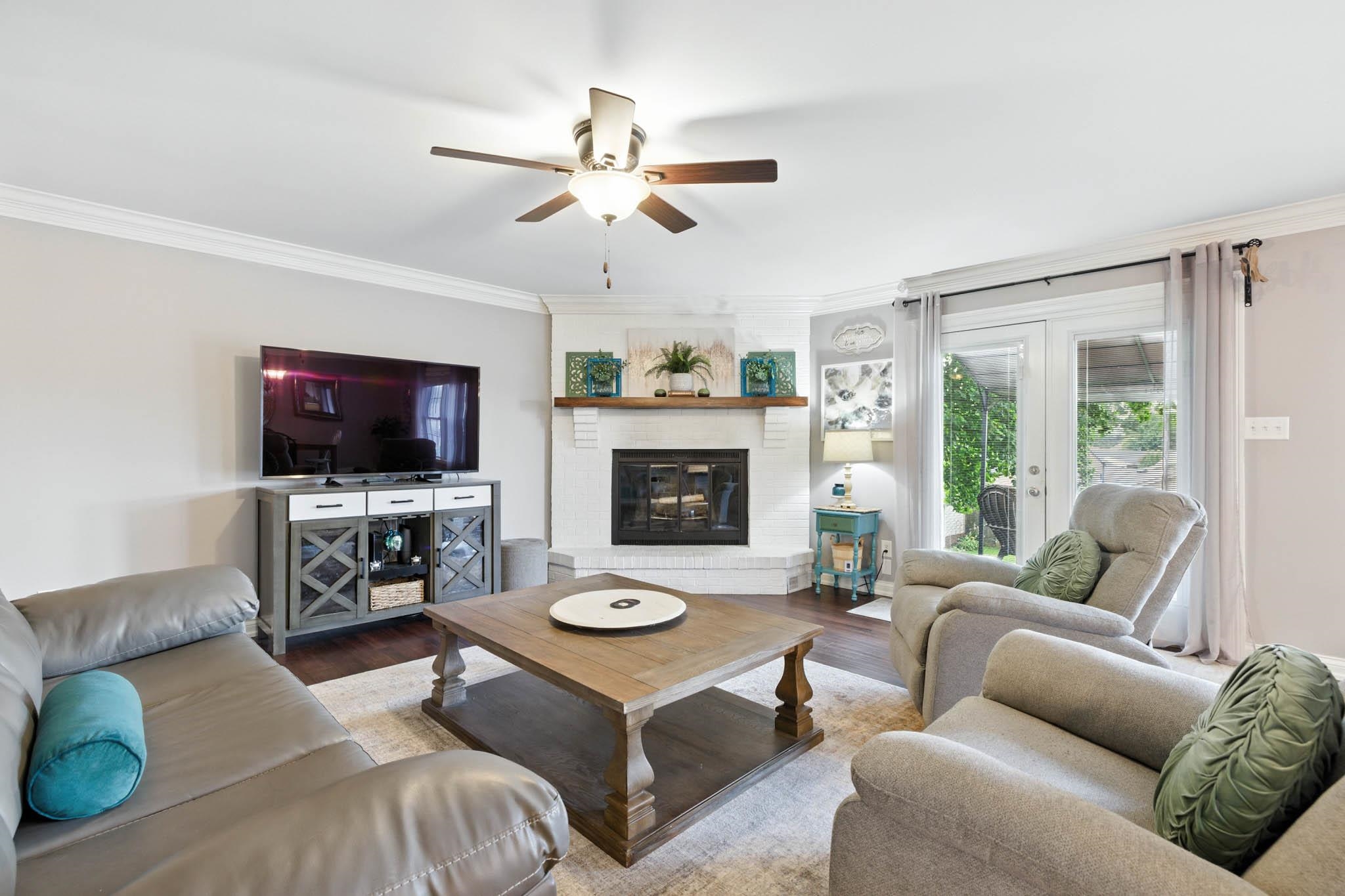 3523 Roundtable Loop, Owensboro, Kentucky 42303, 3 Bedrooms Bedrooms, ,2 BathroomsBathrooms,Single Family Residence,For Sale,Roundtable Loop,92538