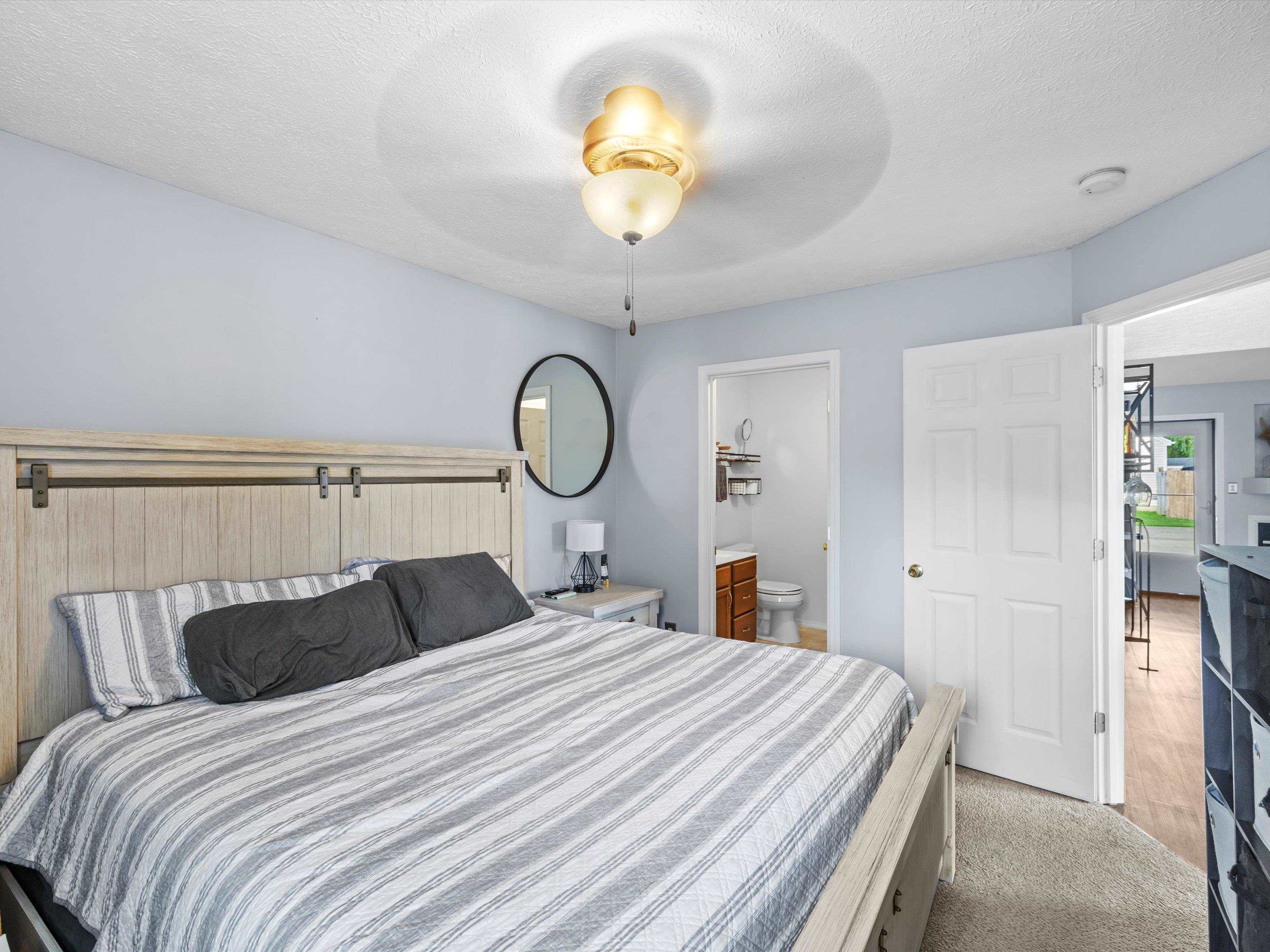 2633 Wisteria Gardens, Owensboro, Kentucky 42303, 2 Bedrooms Bedrooms, ,1 BathroomBathrooms,Single Family Residence,For Sale,Wisteria Gardens,92539