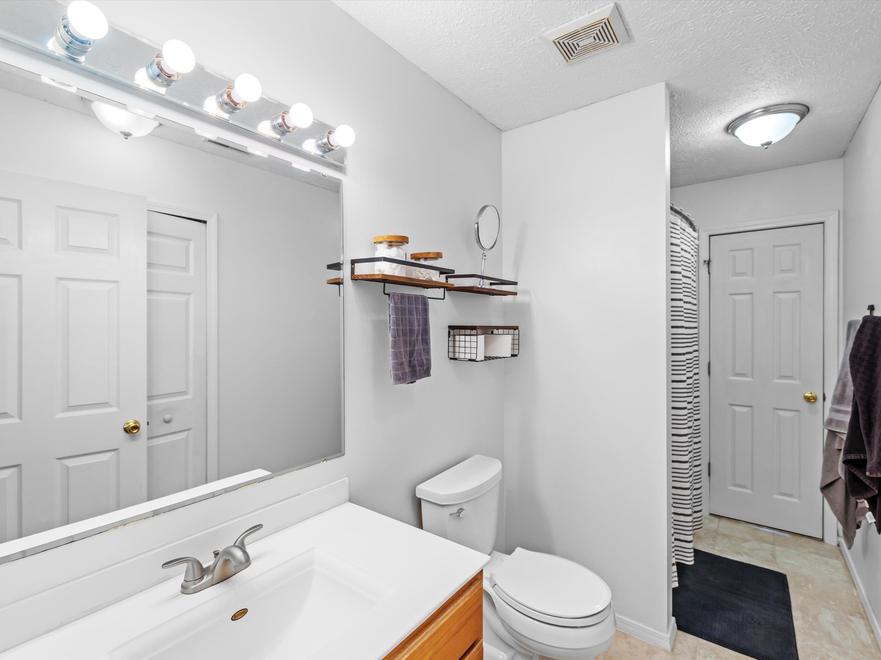 2633 Wisteria Gardens, Owensboro, Kentucky 42303, 2 Bedrooms Bedrooms, ,1 BathroomBathrooms,Single Family Residence,For Sale,Wisteria Gardens,92539