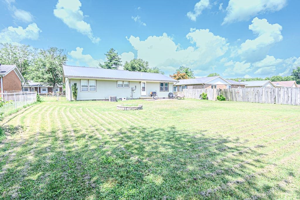 355 Robin Circle, Lewisport, Kentucky 42351, 3 Bedrooms Bedrooms, ,1 BathroomBathrooms,Single Family Residence,For Sale,Robin Circle,92540