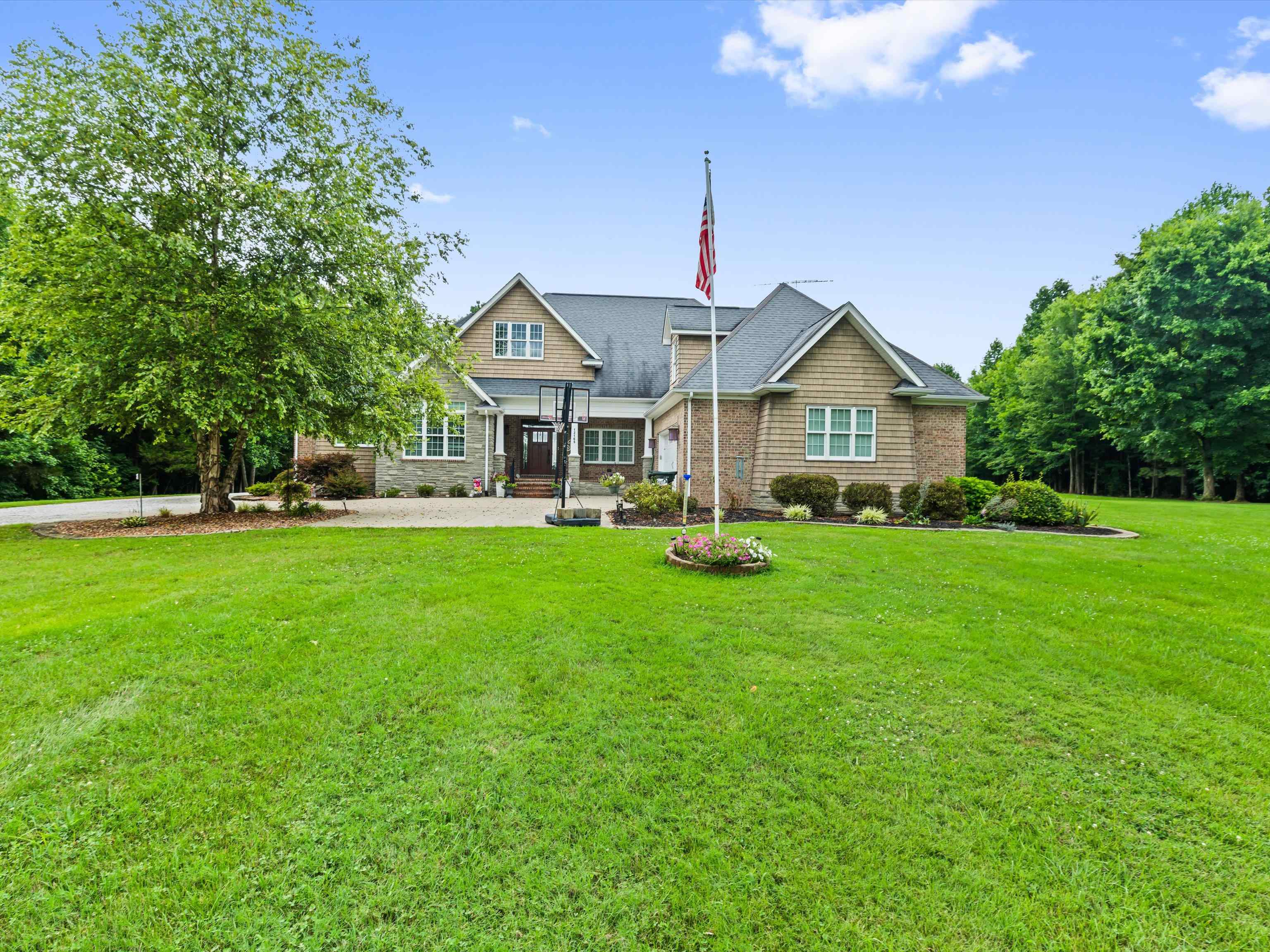 12165 US HWY 231 N, Utica, Kentucky 42376, 4 Bedrooms Bedrooms, ,3 BathroomsBathrooms,Single Family Residence,For Sale,US HWY 231 N,92541