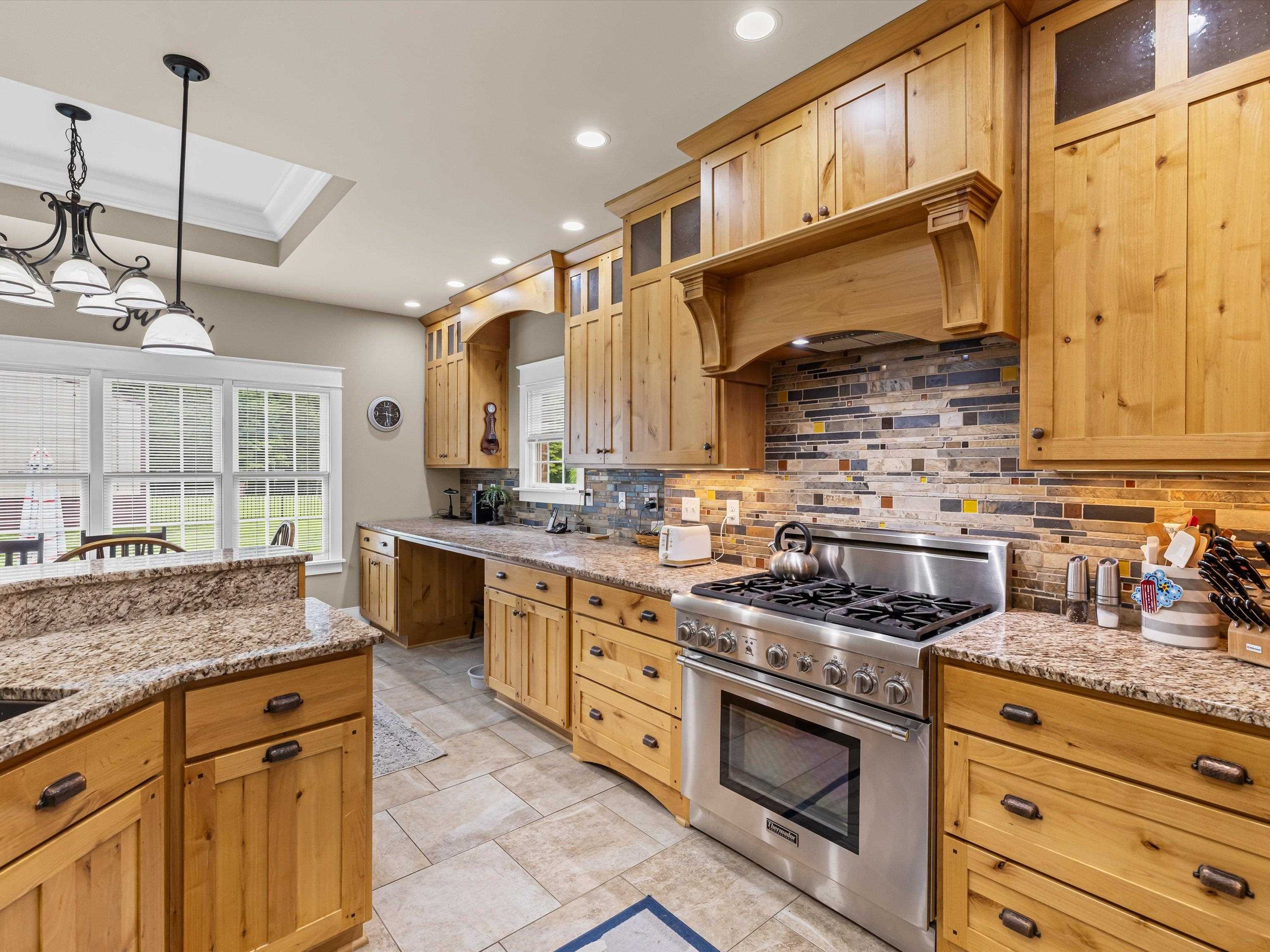 12165 US HWY 231 N, Utica, Kentucky 42376, 4 Bedrooms Bedrooms, ,3 BathroomsBathrooms,Single Family Residence,For Sale,US HWY 231 N,92541