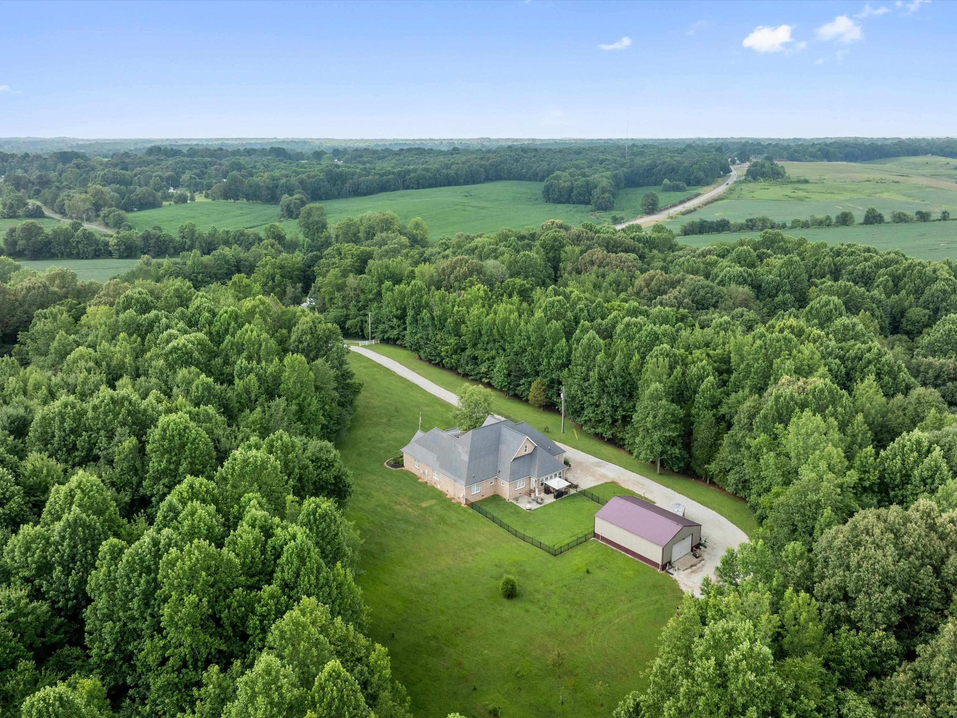 12165 US HWY 231 N, Utica, Kentucky 42376, 4 Bedrooms Bedrooms, ,3 BathroomsBathrooms,Single Family Residence,For Sale,US HWY 231 N,92541