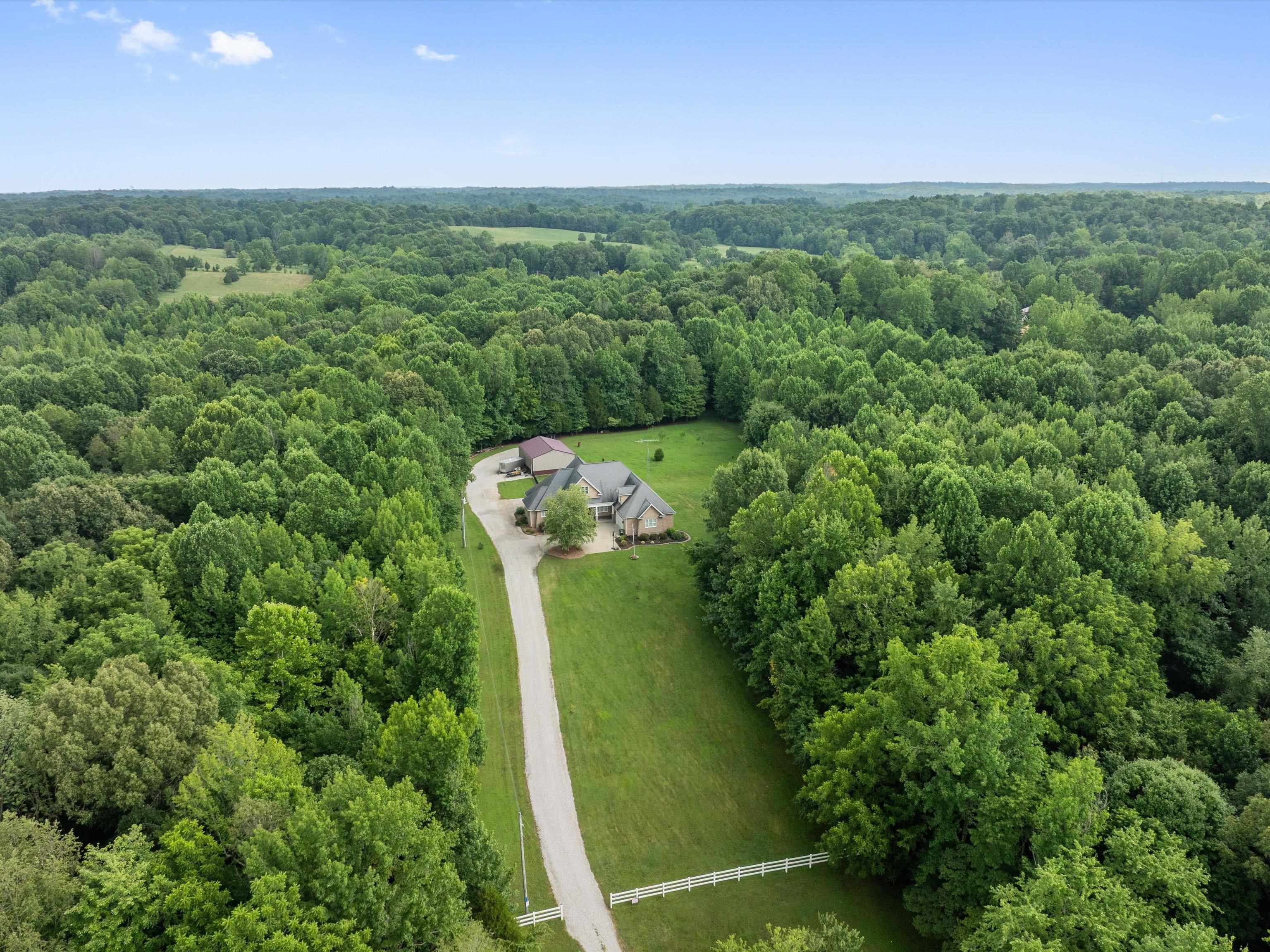 12165 US HWY 231 N, Utica, Kentucky 42376, 4 Bedrooms Bedrooms, ,3 BathroomsBathrooms,Single Family Residence,For Sale,US HWY 231 N,92541
