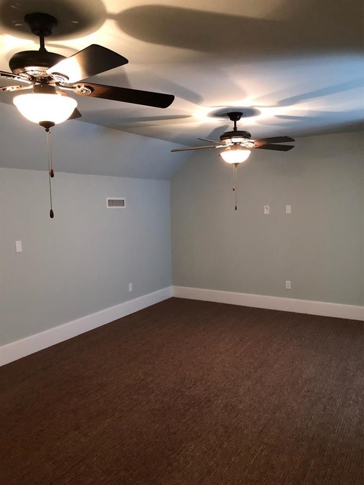 12165 US HWY 231 N, Utica, Kentucky 42376, 4 Bedrooms Bedrooms, ,3 BathroomsBathrooms,Single Family Residence,For Sale,US HWY 231 N,92541