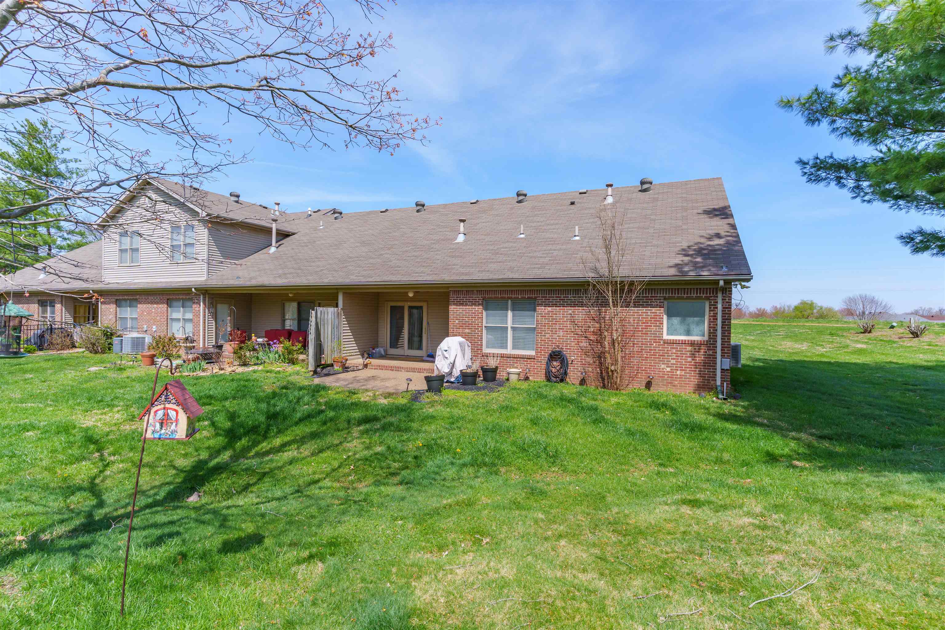 6554 Waterford Place, Owensboro, Kentucky 42303, 3 Bedrooms Bedrooms, ,2 BathroomsBathrooms,Single Family Residence,For Sale,Waterford Place,92545