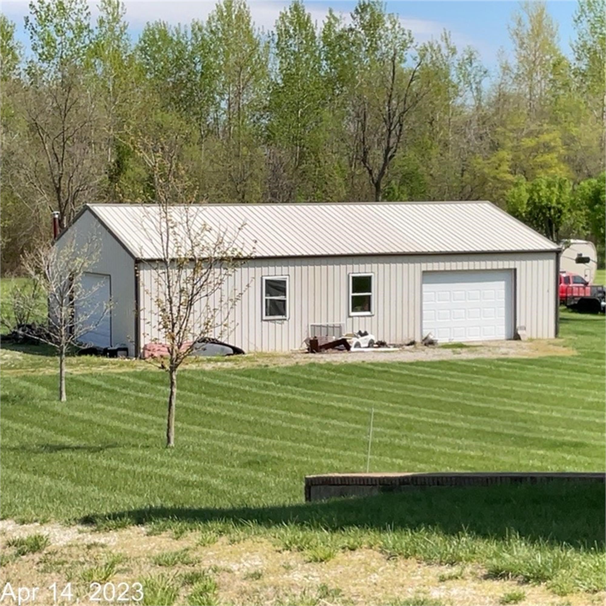 8601 State Route 456, Owensboro, Kentucky 42301, 6 Bedrooms Bedrooms, ,3 BathroomsBathrooms,Single Family Residence,For Sale,State Route 456,92551