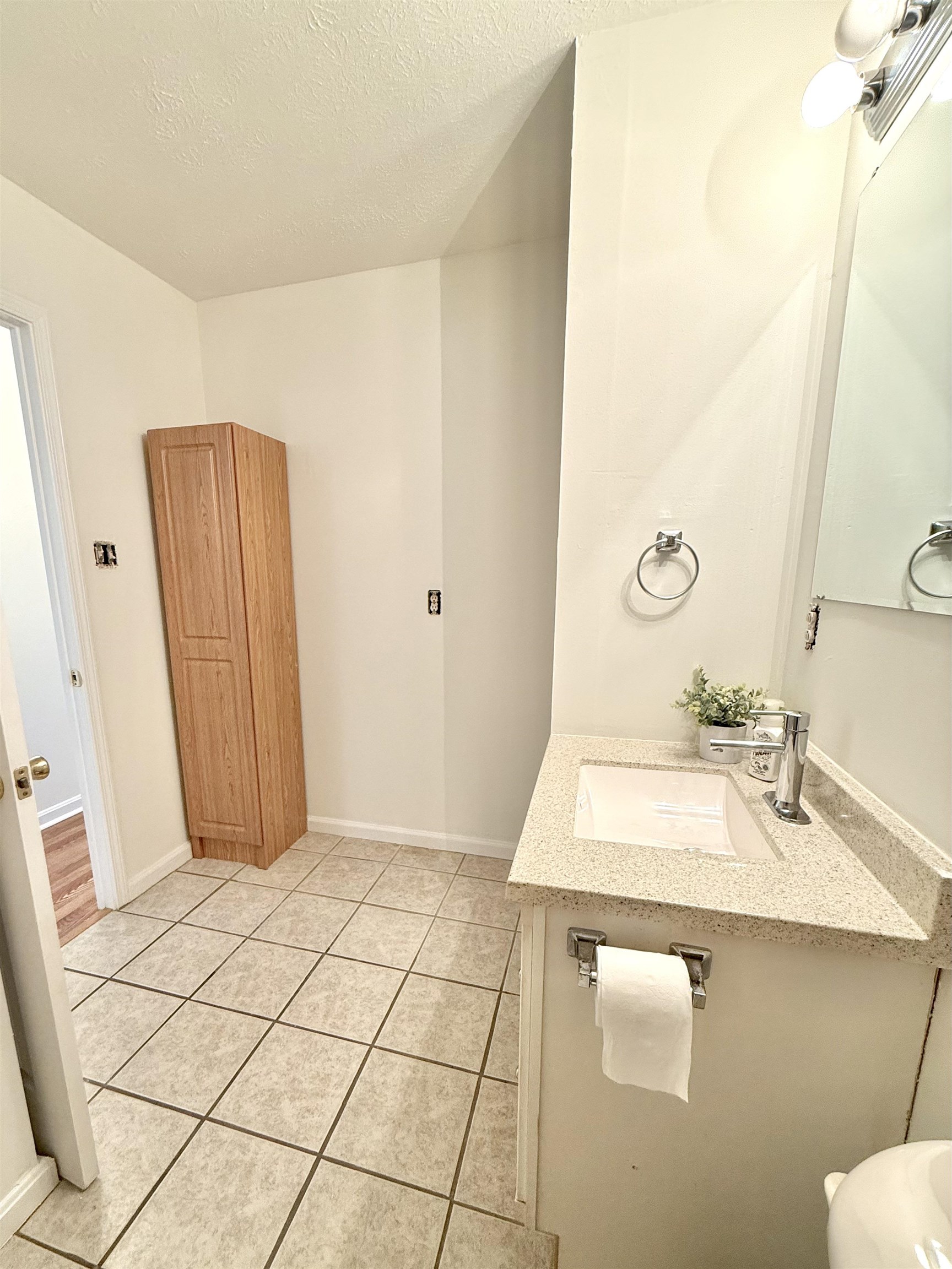 2230 Boarman Drive, Owensboro, Kentucky 42301-6719, 3 Bedrooms Bedrooms, ,1 BathroomBathrooms,Single Family Residence,For Sale,Boarman Drive,92554
