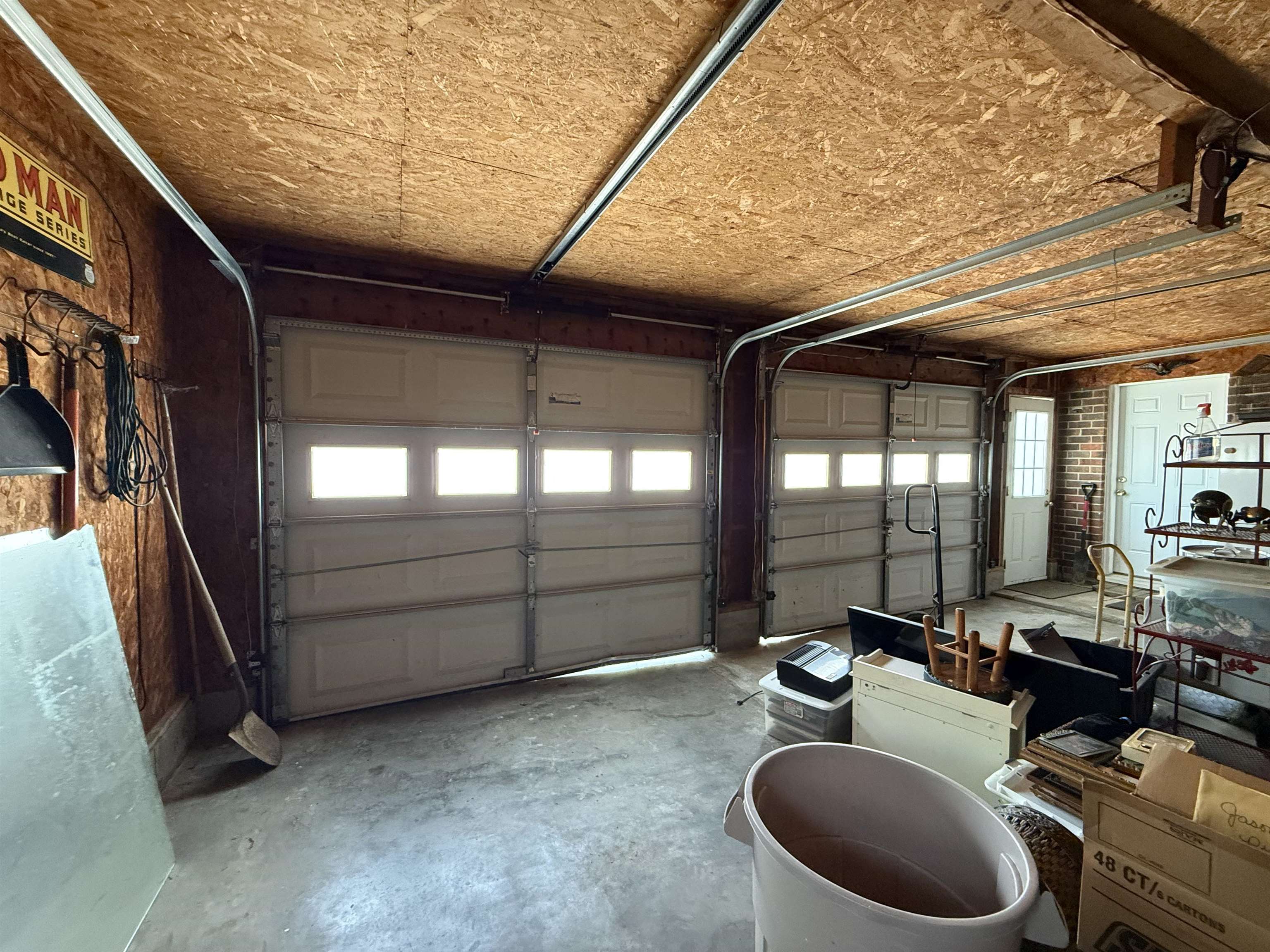 2230 Boarman Drive, Owensboro, Kentucky 42301-6719, 3 Bedrooms Bedrooms, ,1 BathroomBathrooms,Single Family Residence,For Sale,Boarman Drive,92554