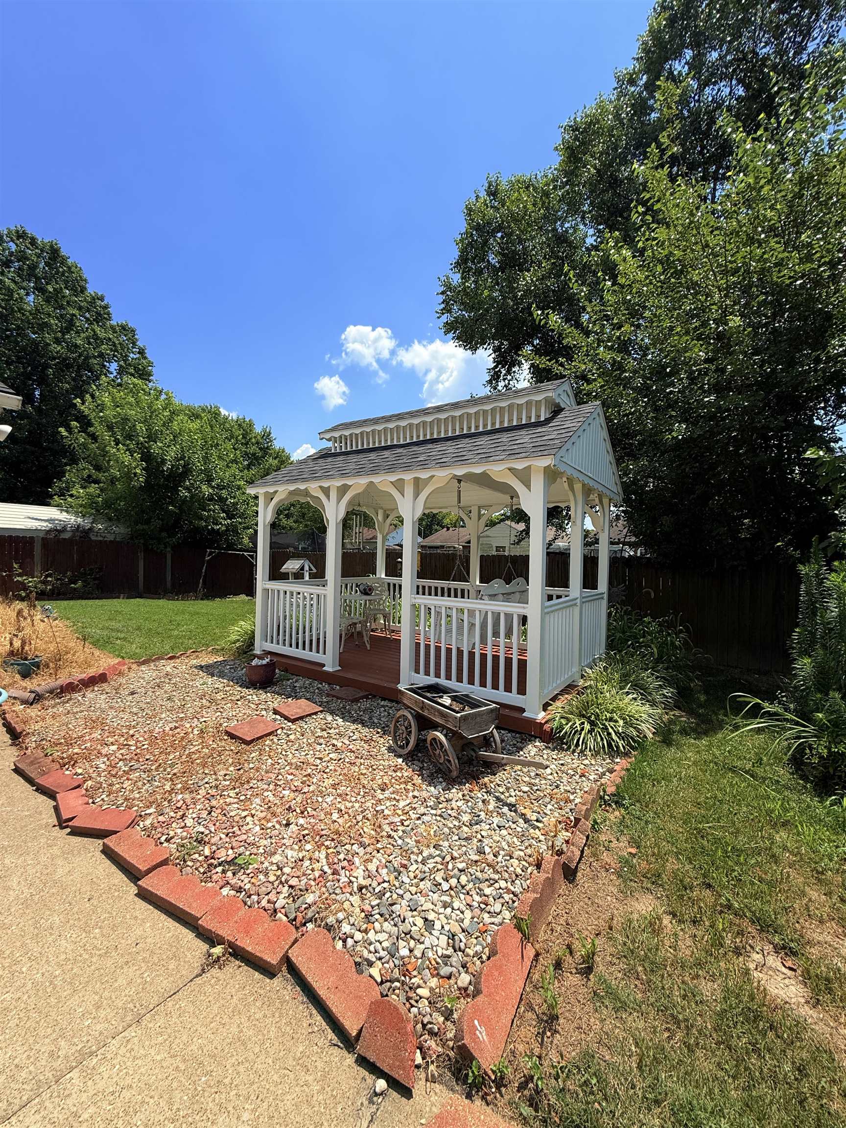 2230 Boarman Drive, Owensboro, Kentucky 42301-6719, 3 Bedrooms Bedrooms, ,1 BathroomBathrooms,Single Family Residence,For Sale,Boarman Drive,92554