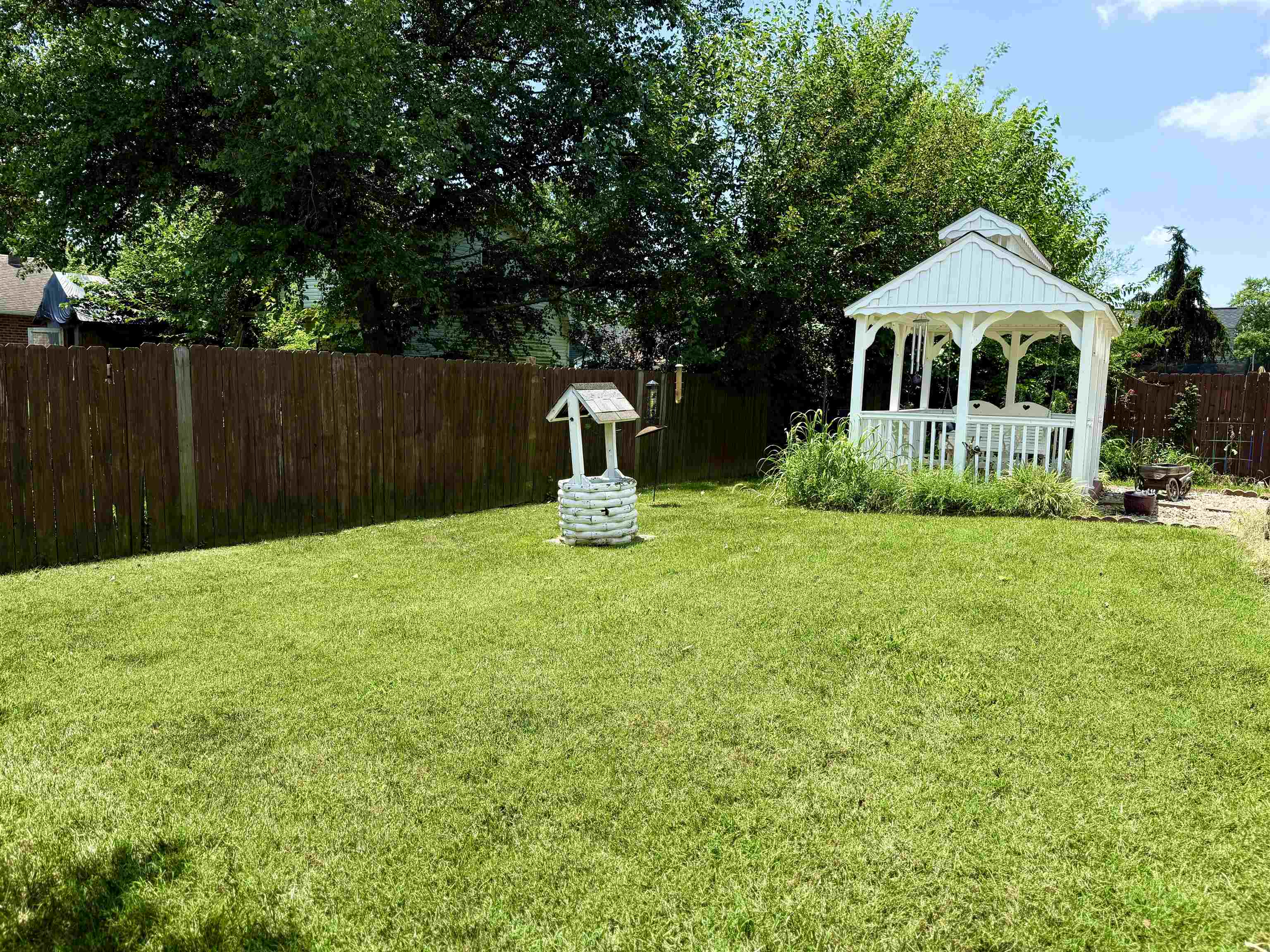2230 Boarman Drive, Owensboro, Kentucky 42301-6719, 3 Bedrooms Bedrooms, ,1 BathroomBathrooms,Single Family Residence,For Sale,Boarman Drive,92554