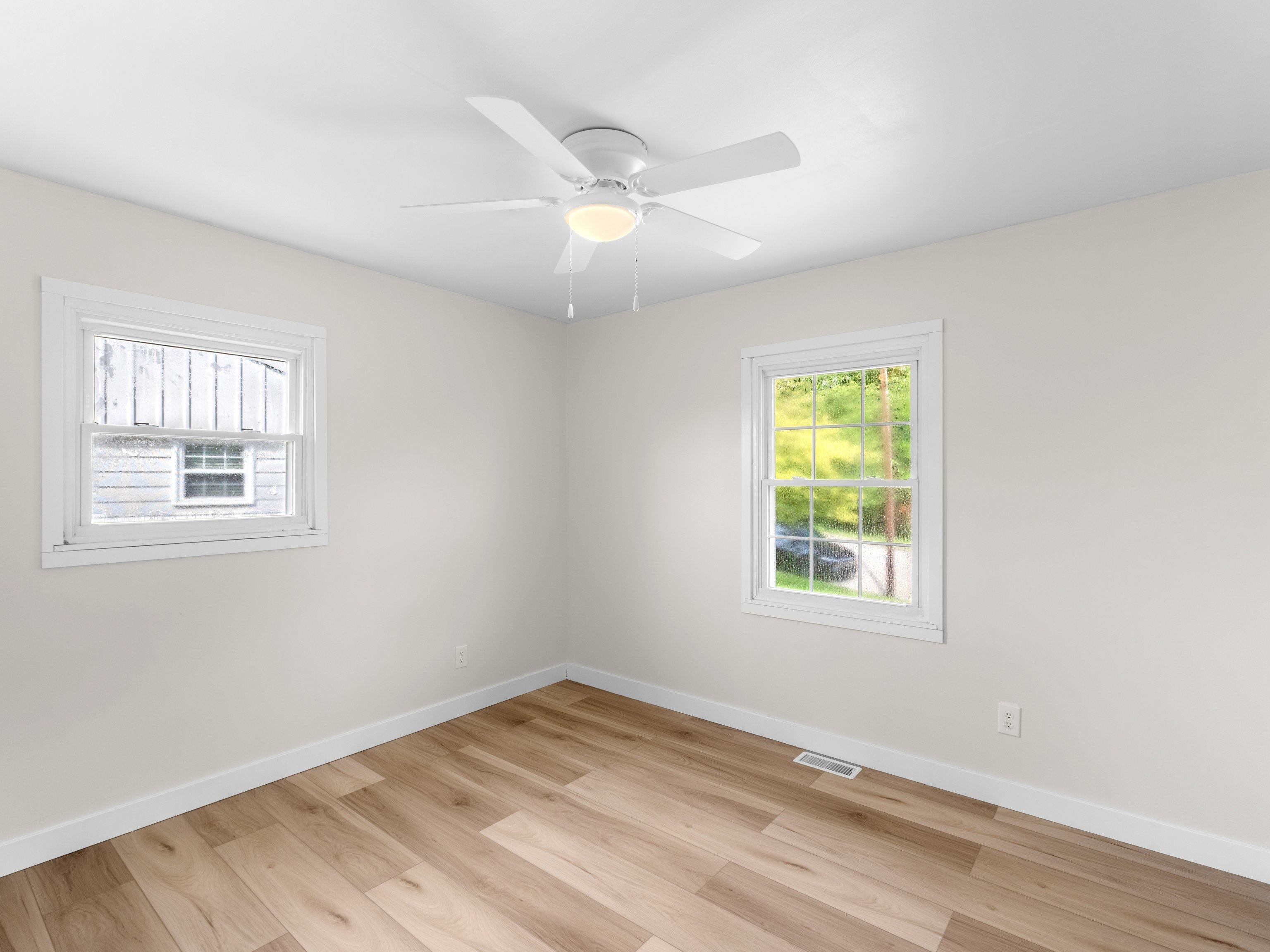 1828 Mt. Vernon Drive, Owensboro, Kentucky 42303, 3 Bedrooms Bedrooms, ,2 BathroomsBathrooms,Single Family Residence,For Sale,Mt. Vernon Drive,92564