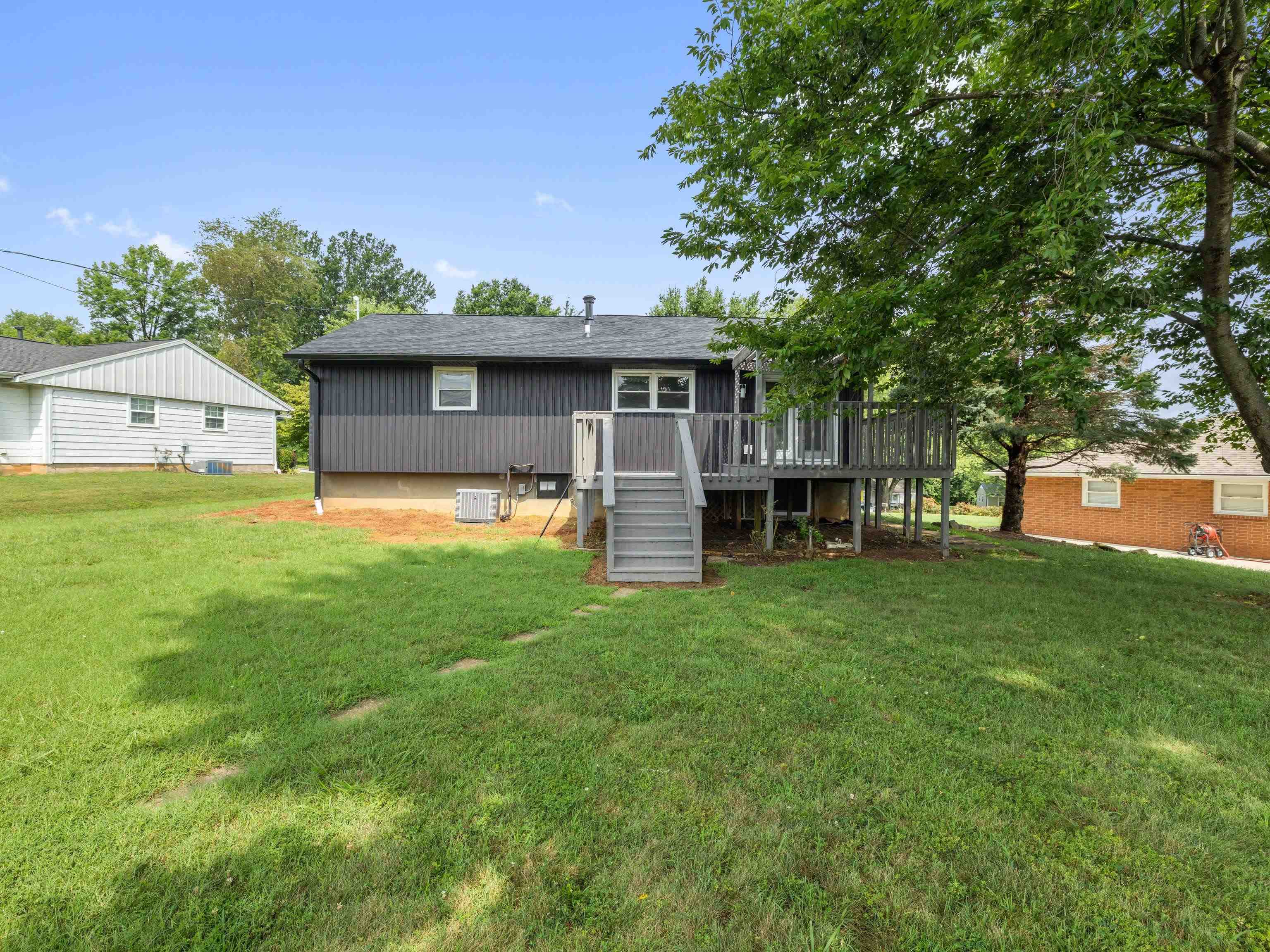 1828 Mt. Vernon Drive, Owensboro, Kentucky 42303, 3 Bedrooms Bedrooms, ,2 BathroomsBathrooms,Single Family Residence,For Sale,Mt. Vernon Drive,92564