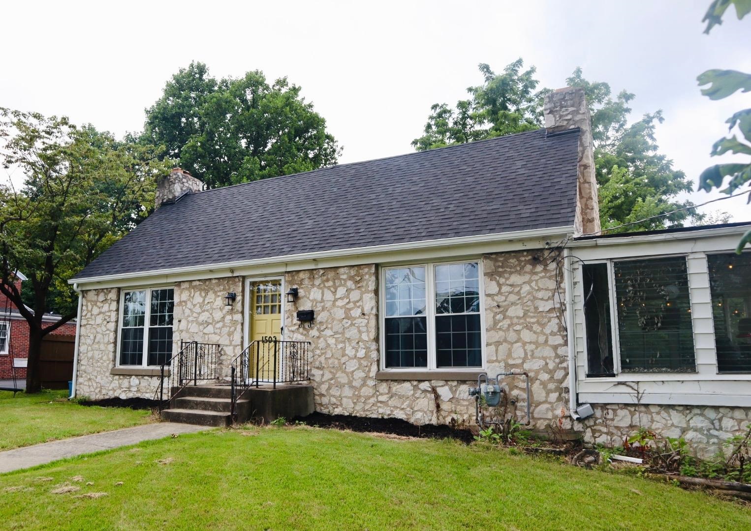 1502 Roosevelt Road, Owensboro, Kentucky 42301, 2 Bedrooms Bedrooms, ,1 BathroomBathrooms,Single Family Residence,For Sale,Roosevelt Road,92566
