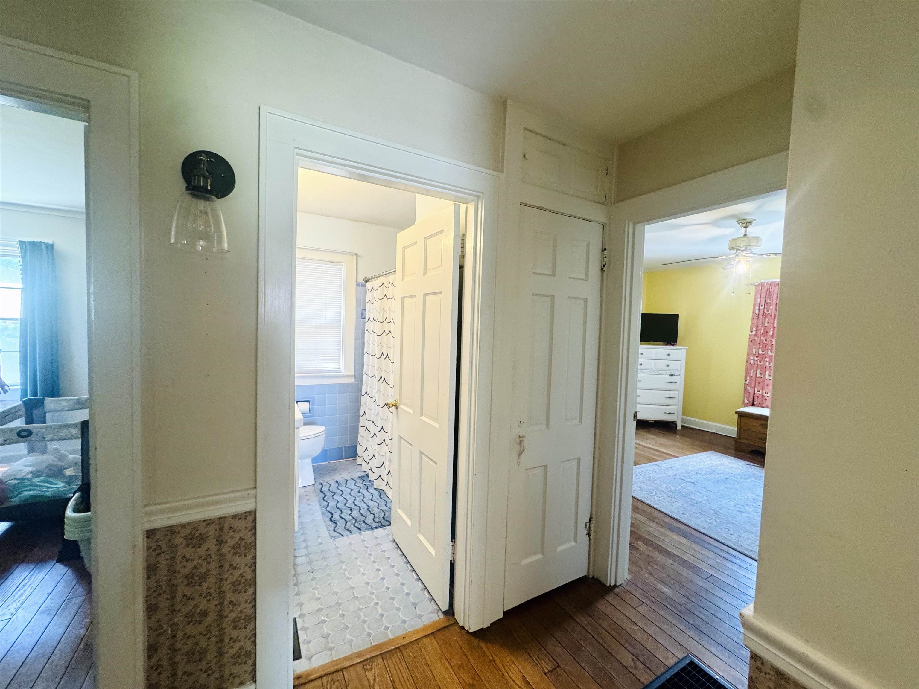 1502 Roosevelt Road, Owensboro, Kentucky 42301, 2 Bedrooms Bedrooms, ,1 BathroomBathrooms,Single Family Residence,For Sale,Roosevelt Road,92566