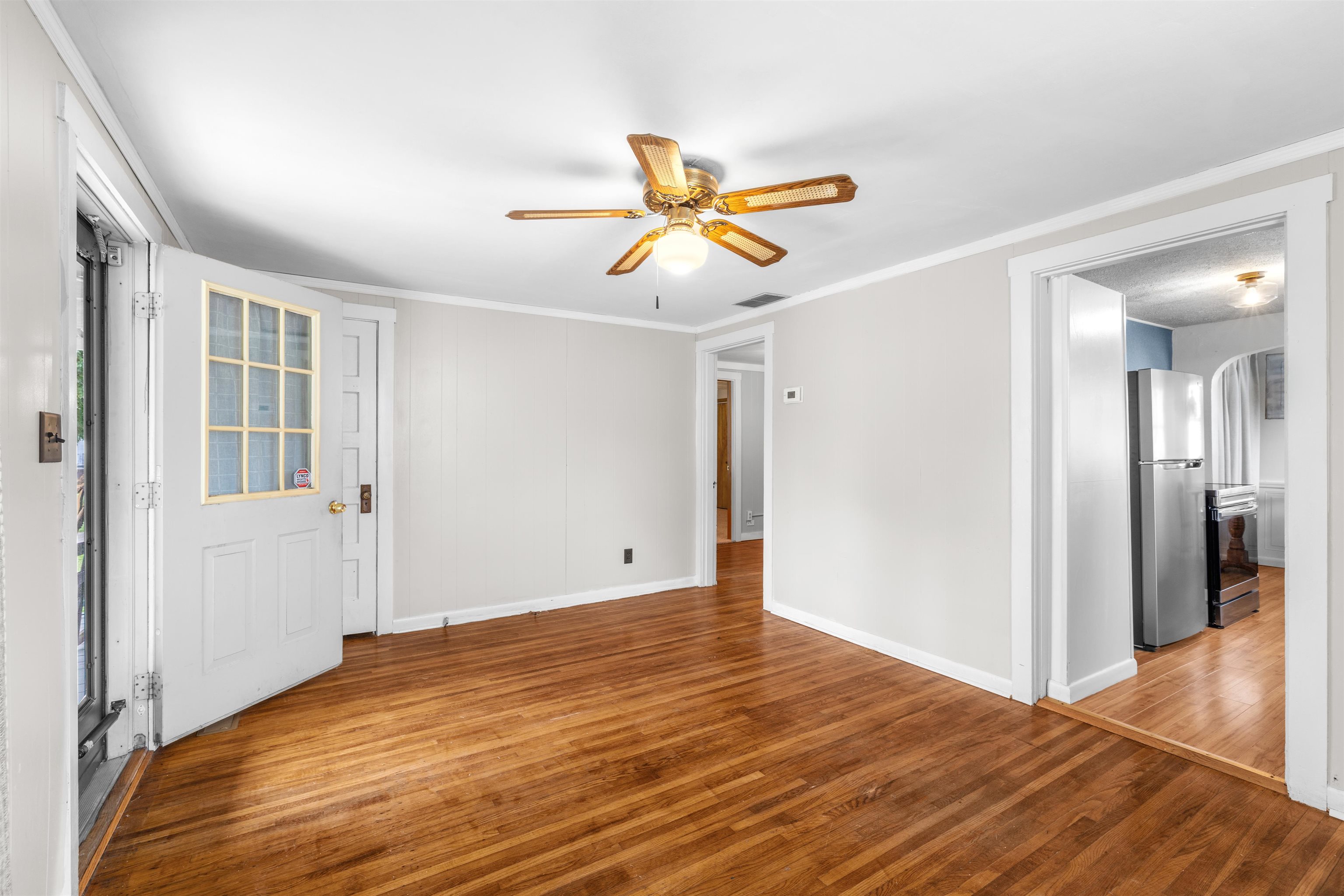 2600 Cloverdale Drive, Owensboro, Kentucky 42303, 3 Bedrooms Bedrooms, ,1 BathroomBathrooms,Single Family Residence,For Sale,Cloverdale Drive,92571
