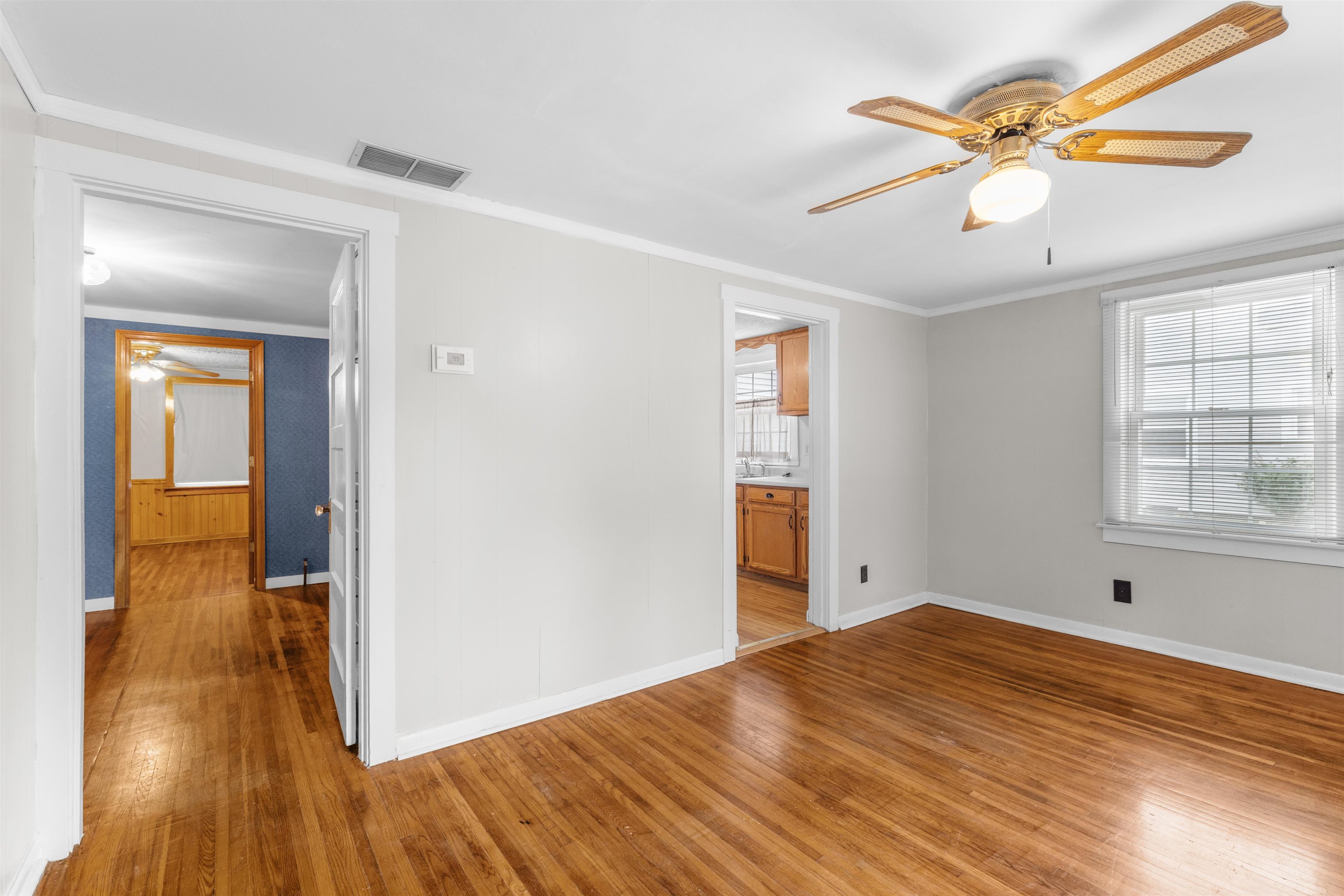 2600 Cloverdale Drive, Owensboro, Kentucky 42303, 3 Bedrooms Bedrooms, ,1 BathroomBathrooms,Single Family Residence,For Sale,Cloverdale Drive,92571
