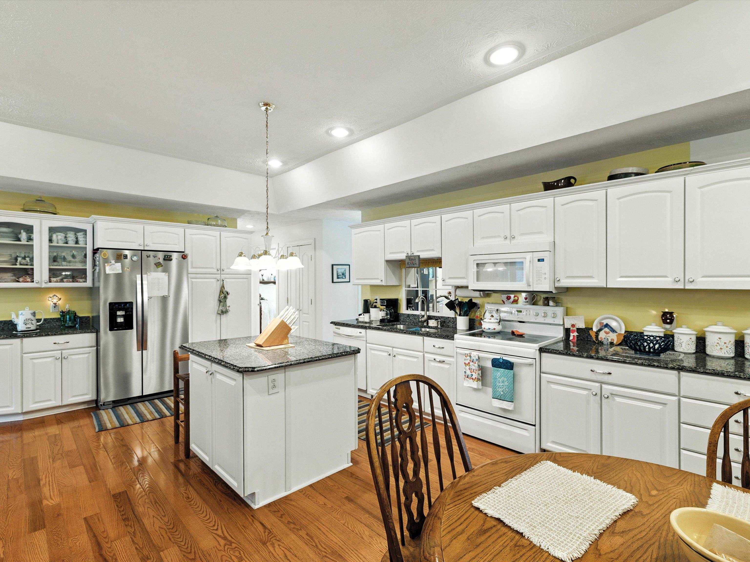 483 Livermore Road, Hartford, Kentucky 42347, 3 Bedrooms Bedrooms, ,2 BathroomsBathrooms,Single Family Residence,For Sale,Livermore Road,92572
