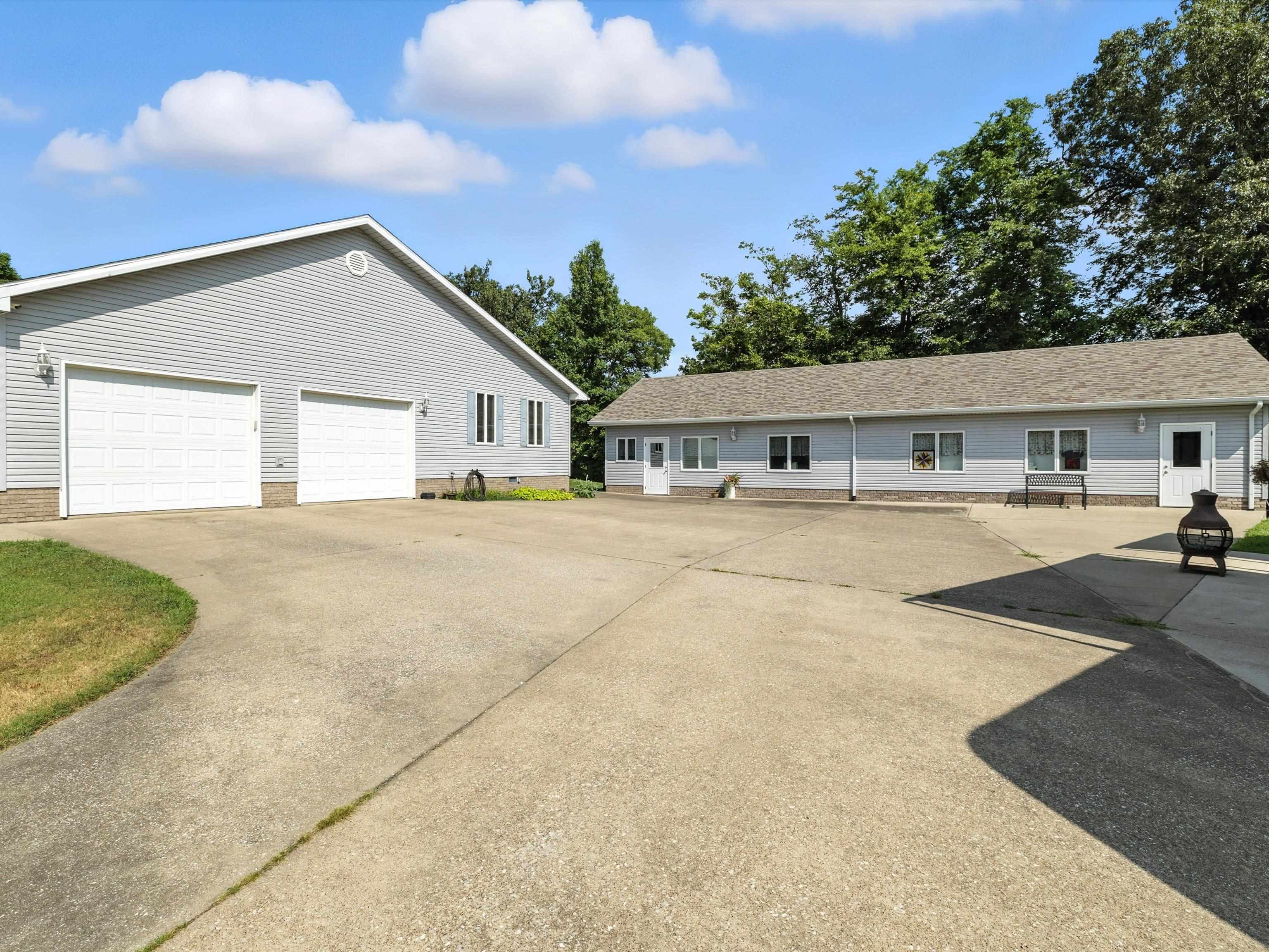 483 Livermore Road, Hartford, Kentucky 42347, 3 Bedrooms Bedrooms, ,2 BathroomsBathrooms,Single Family Residence,For Sale,Livermore Road,92572