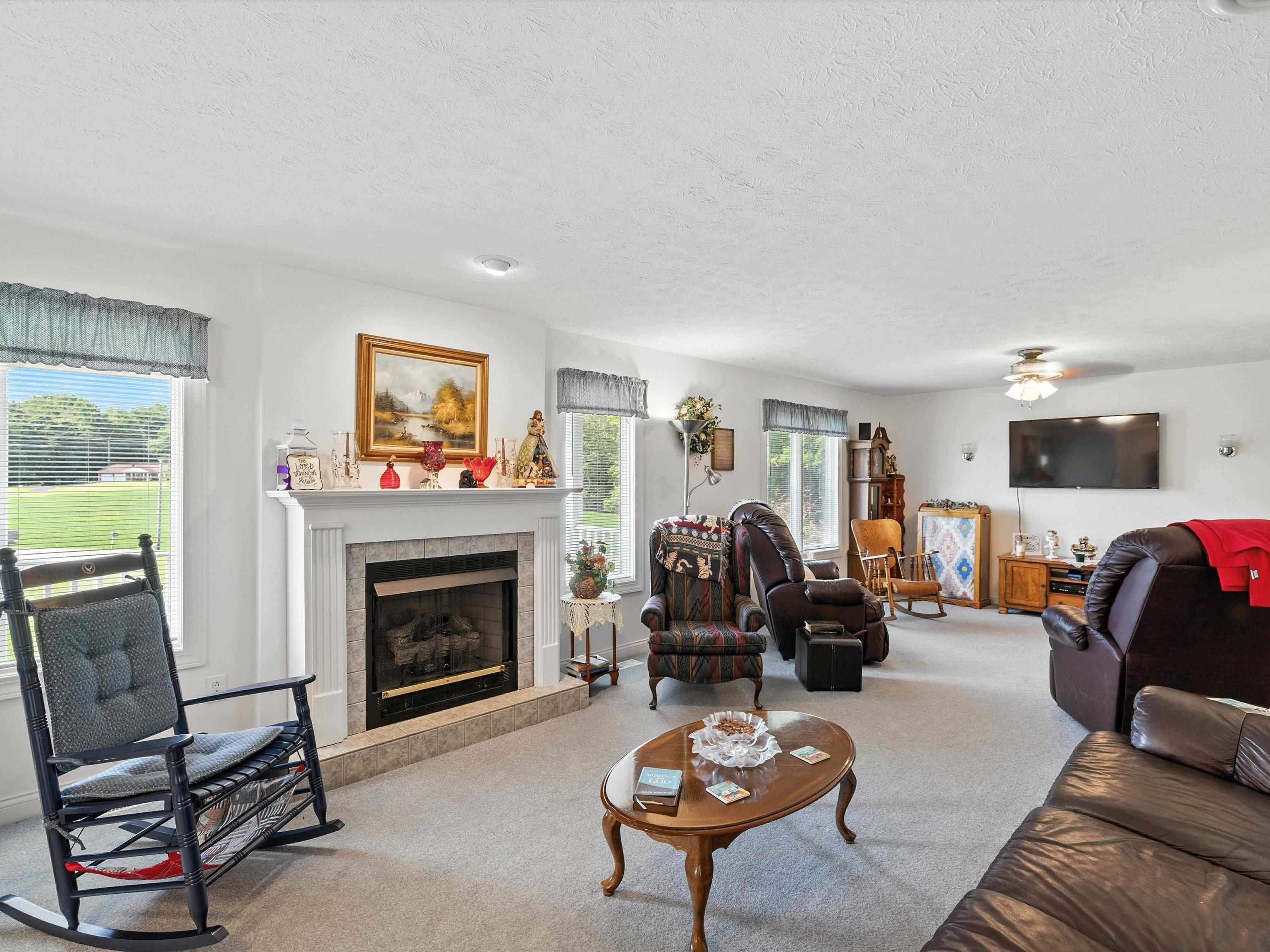 483 Livermore Road, Hartford, Kentucky 42347, 3 Bedrooms Bedrooms, ,2 BathroomsBathrooms,Single Family Residence,For Sale,Livermore Road,92572
