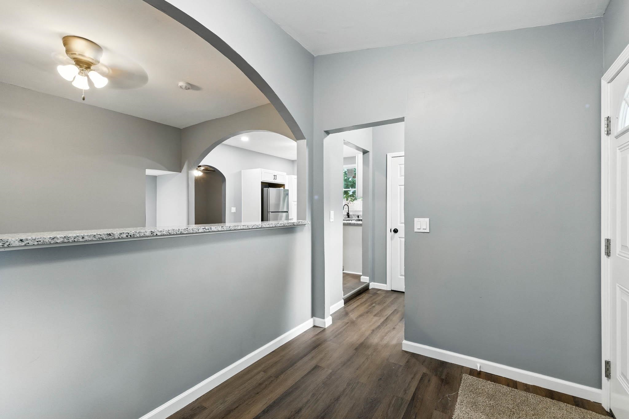 1714 Leitchfield Road, Owensboro, Kentucky 42303, 4 Bedrooms Bedrooms, ,2 BathroomsBathrooms,Single Family Residence,For Sale,Leitchfield Road,92576