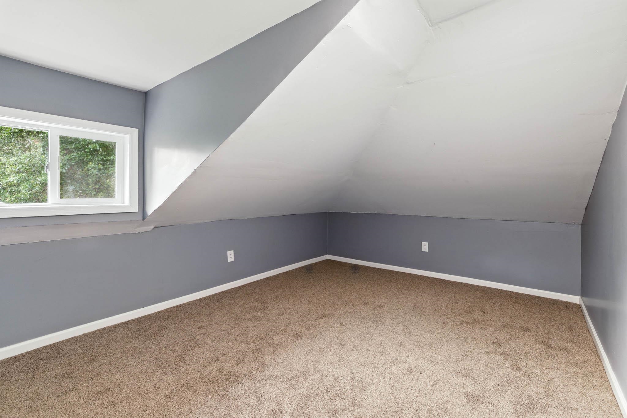 1714 Leitchfield Road, Owensboro, Kentucky 42303, 4 Bedrooms Bedrooms, ,2 BathroomsBathrooms,Single Family Residence,For Sale,Leitchfield Road,92576
