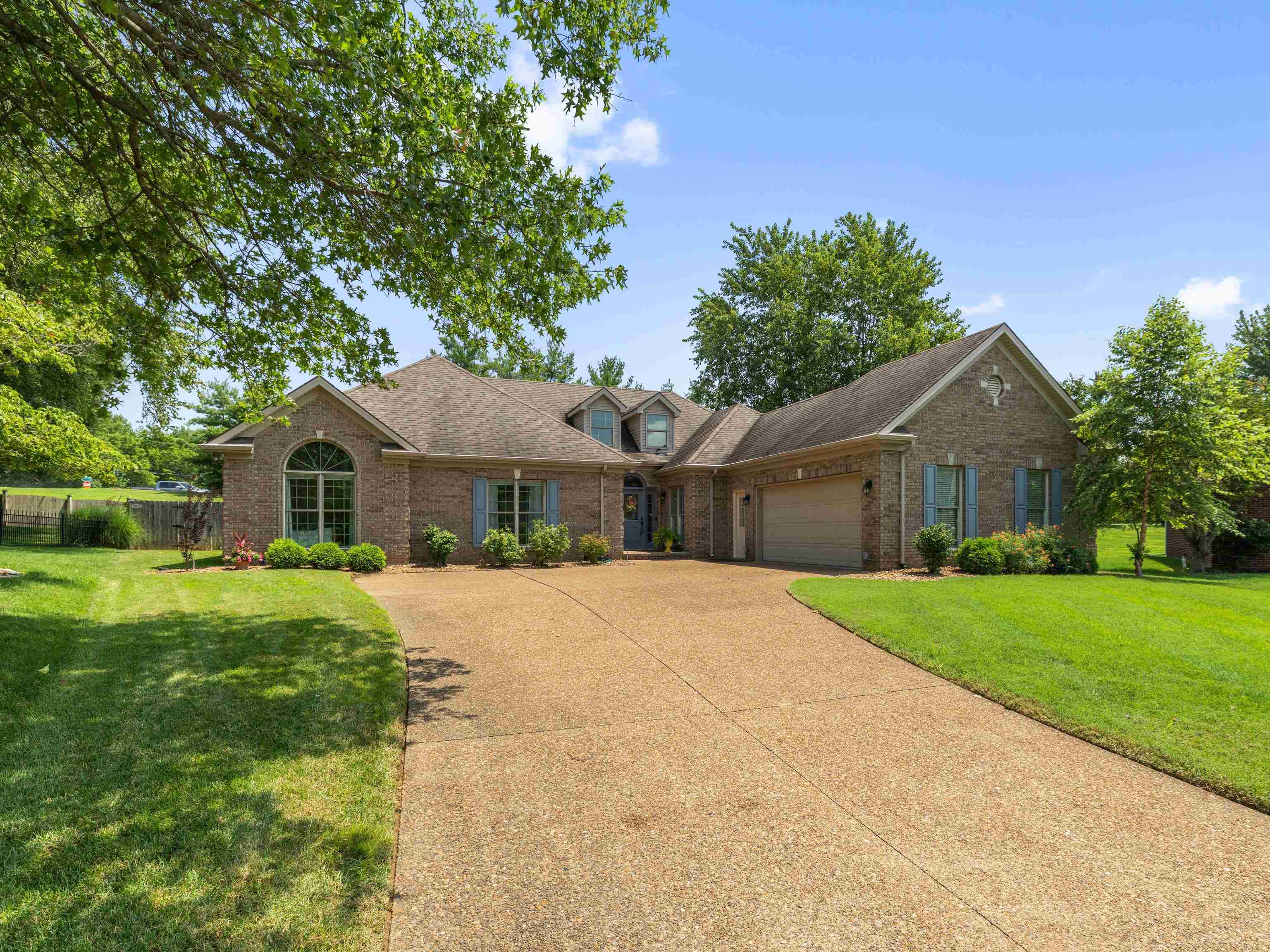 4124 Foxtail Place, Owensboro, Kentucky 42303, 3 Bedrooms Bedrooms, ,2 BathroomsBathrooms,Single Family Residence,For Sale,Foxtail Place,92578