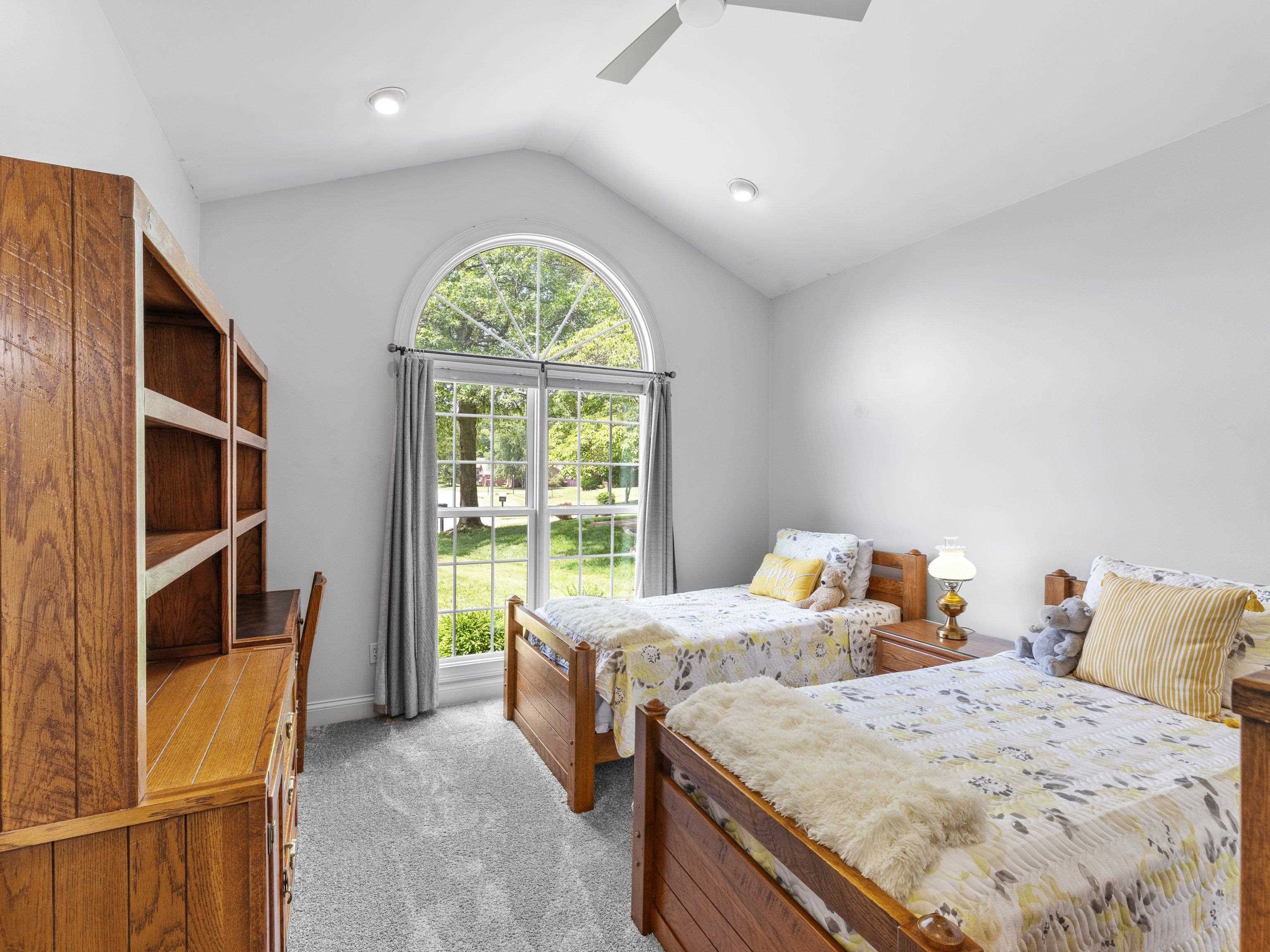 4124 Foxtail Place, Owensboro, Kentucky 42303, 3 Bedrooms Bedrooms, ,2 BathroomsBathrooms,Single Family Residence,For Sale,Foxtail Place,92578