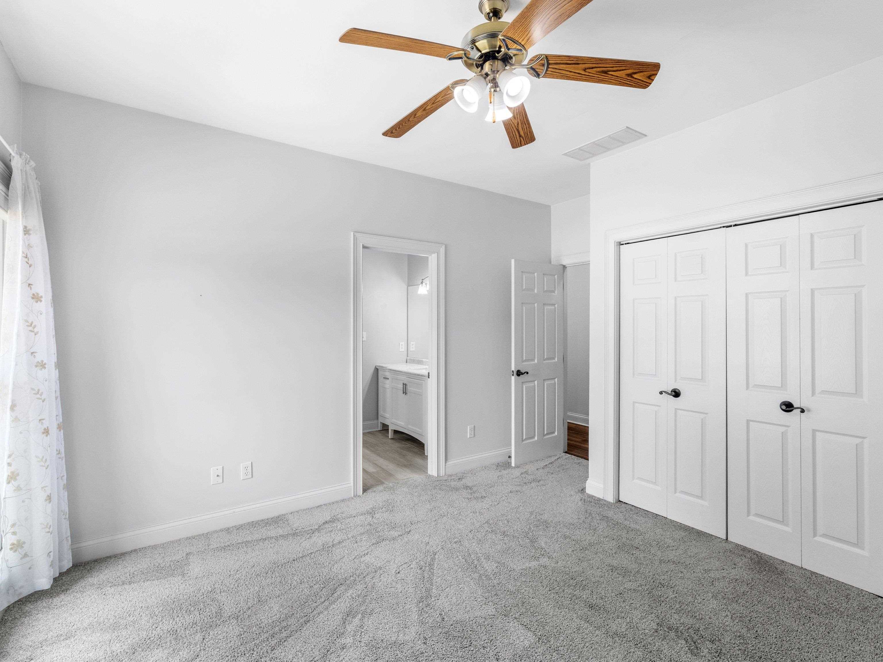 4124 Foxtail Place, Owensboro, Kentucky 42303, 3 Bedrooms Bedrooms, ,2 BathroomsBathrooms,Single Family Residence,For Sale,Foxtail Place,92578