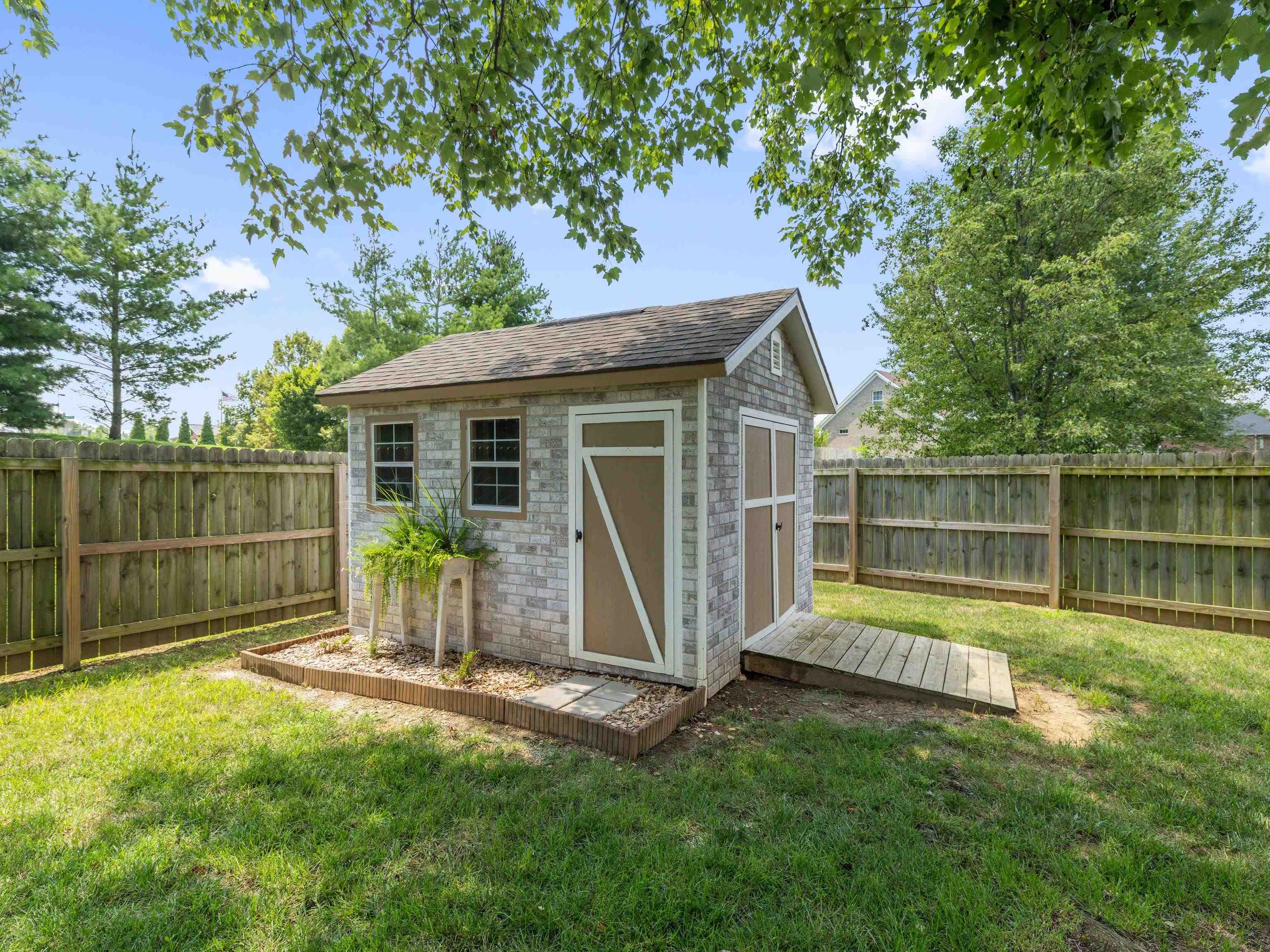 4124 Foxtail Place, Owensboro, Kentucky 42303, 3 Bedrooms Bedrooms, ,2 BathroomsBathrooms,Single Family Residence,For Sale,Foxtail Place,92578