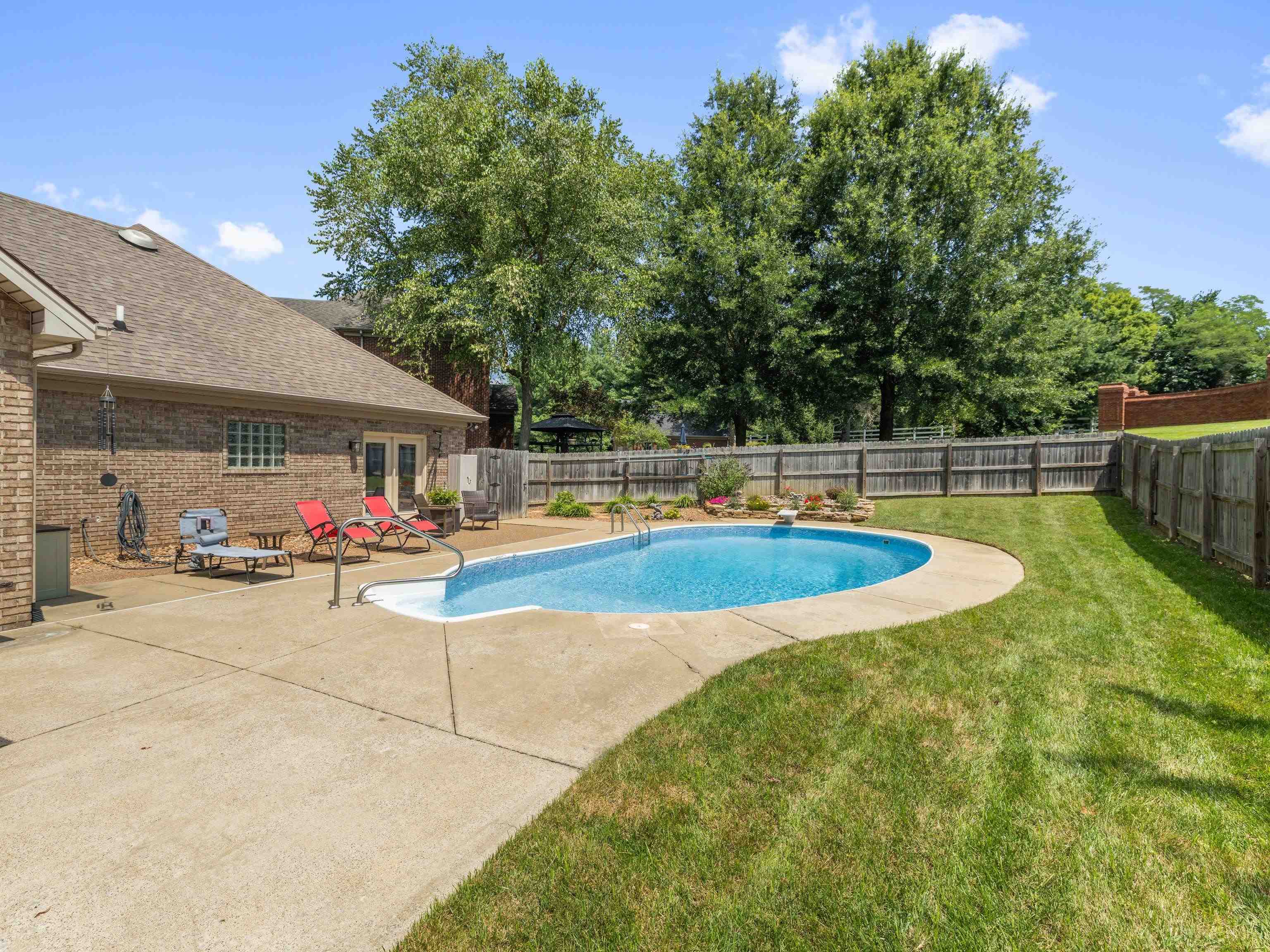 4124 Foxtail Place, Owensboro, Kentucky 42303, 3 Bedrooms Bedrooms, ,2 BathroomsBathrooms,Single Family Residence,For Sale,Foxtail Place,92578
