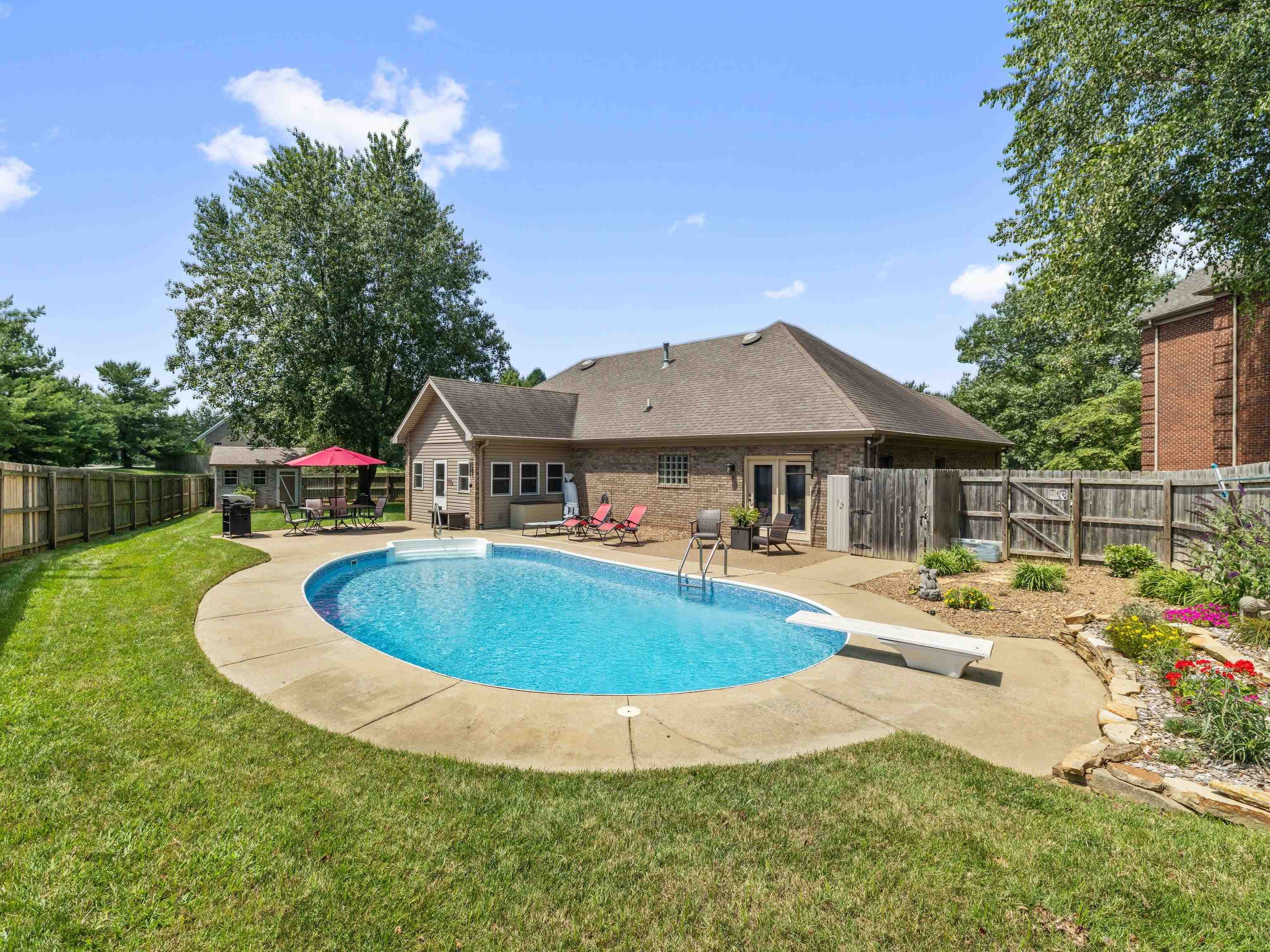 4124 Foxtail Place, Owensboro, Kentucky 42303, 3 Bedrooms Bedrooms, ,2 BathroomsBathrooms,Single Family Residence,For Sale,Foxtail Place,92578