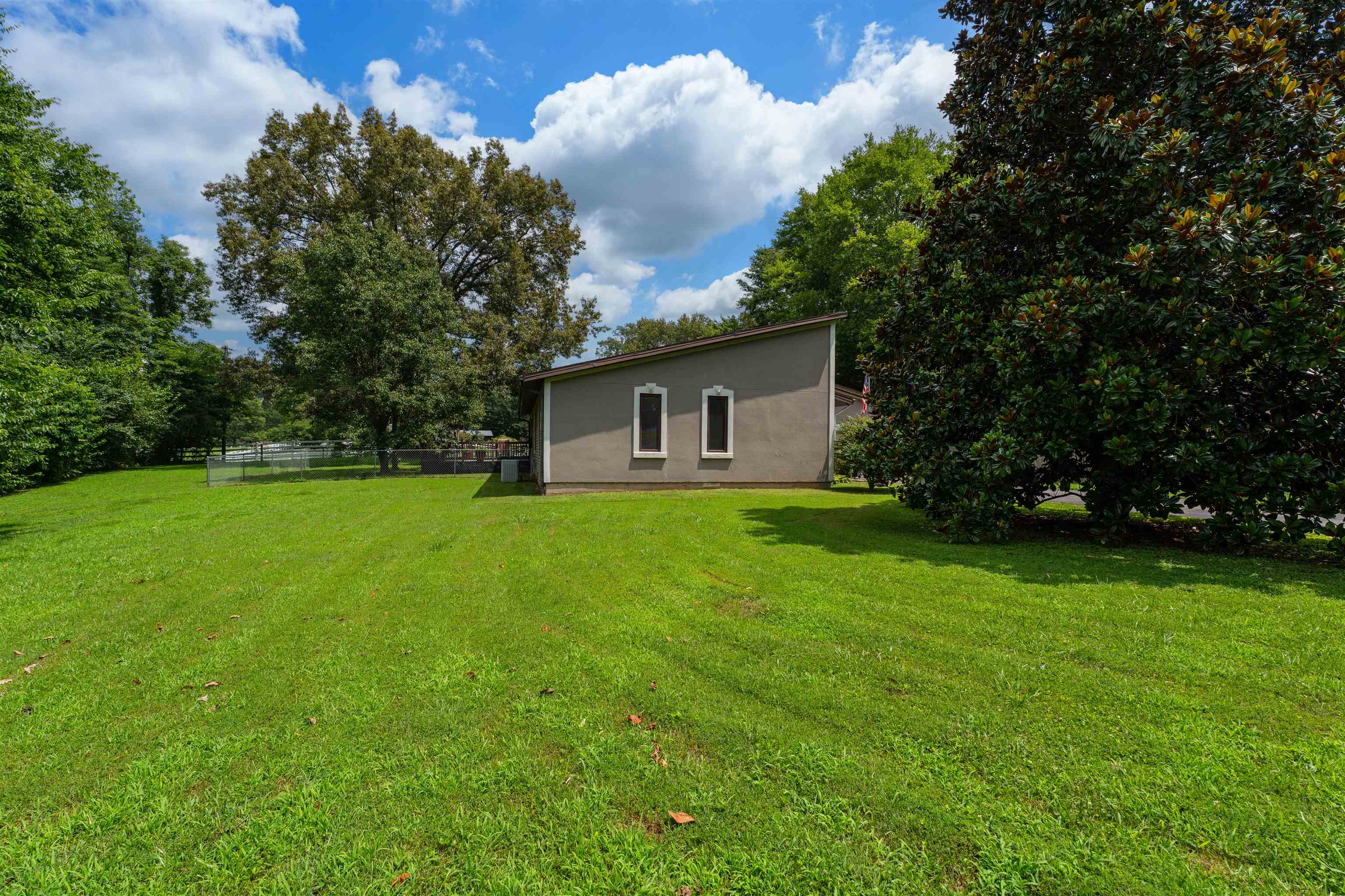 3567 Becker Dr, Owensboro, Kentucky 42303, 3 Bedrooms Bedrooms, ,2 BathroomsBathrooms,Single Family Residence,For Sale,Becker Dr,92586