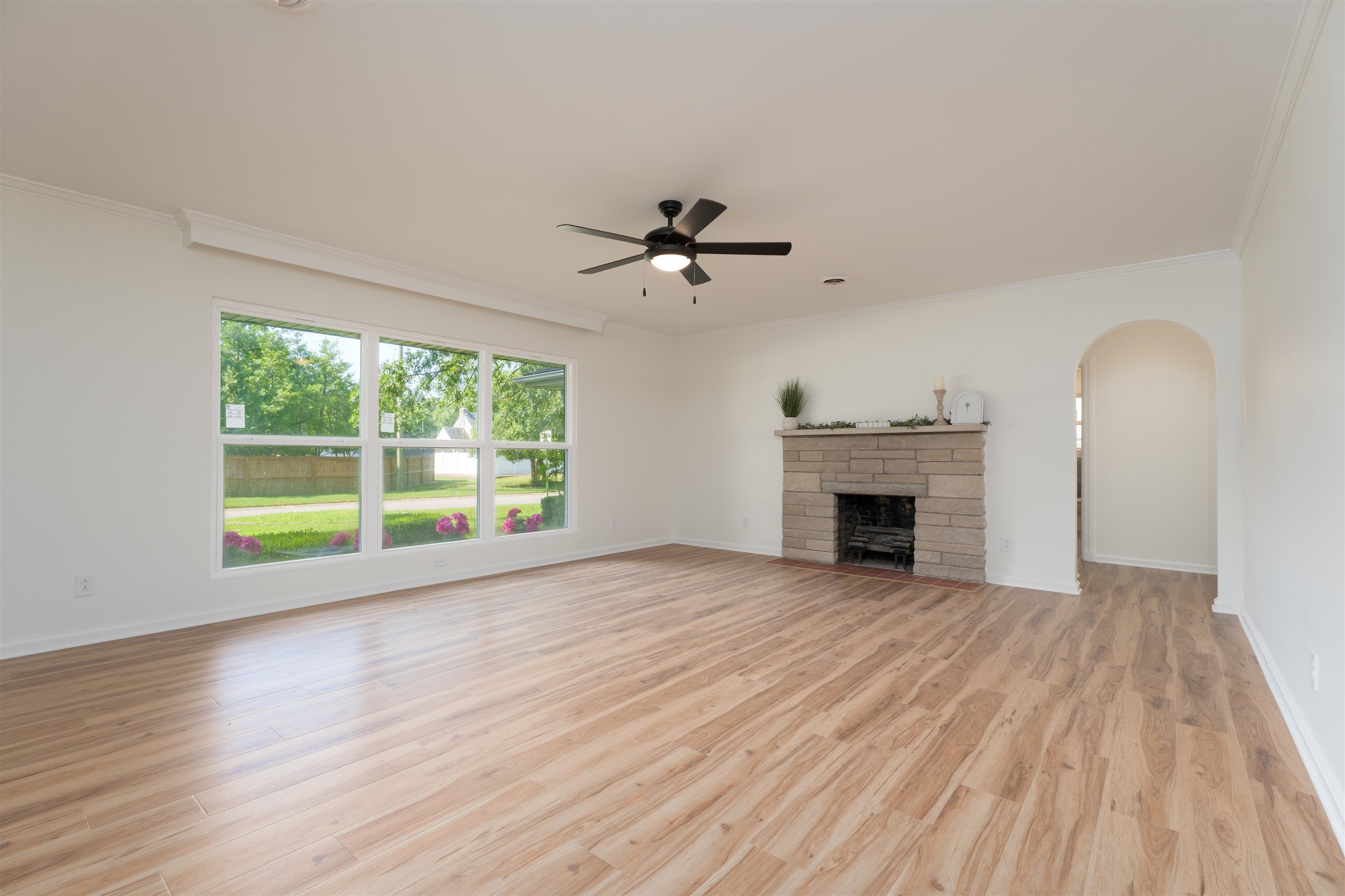 1811 Stratford Dr, Owensboro, Kentucky 42301, 2 Bedrooms Bedrooms, ,2 BathroomsBathrooms,Single Family Residence,For Sale,Stratford Dr,92587