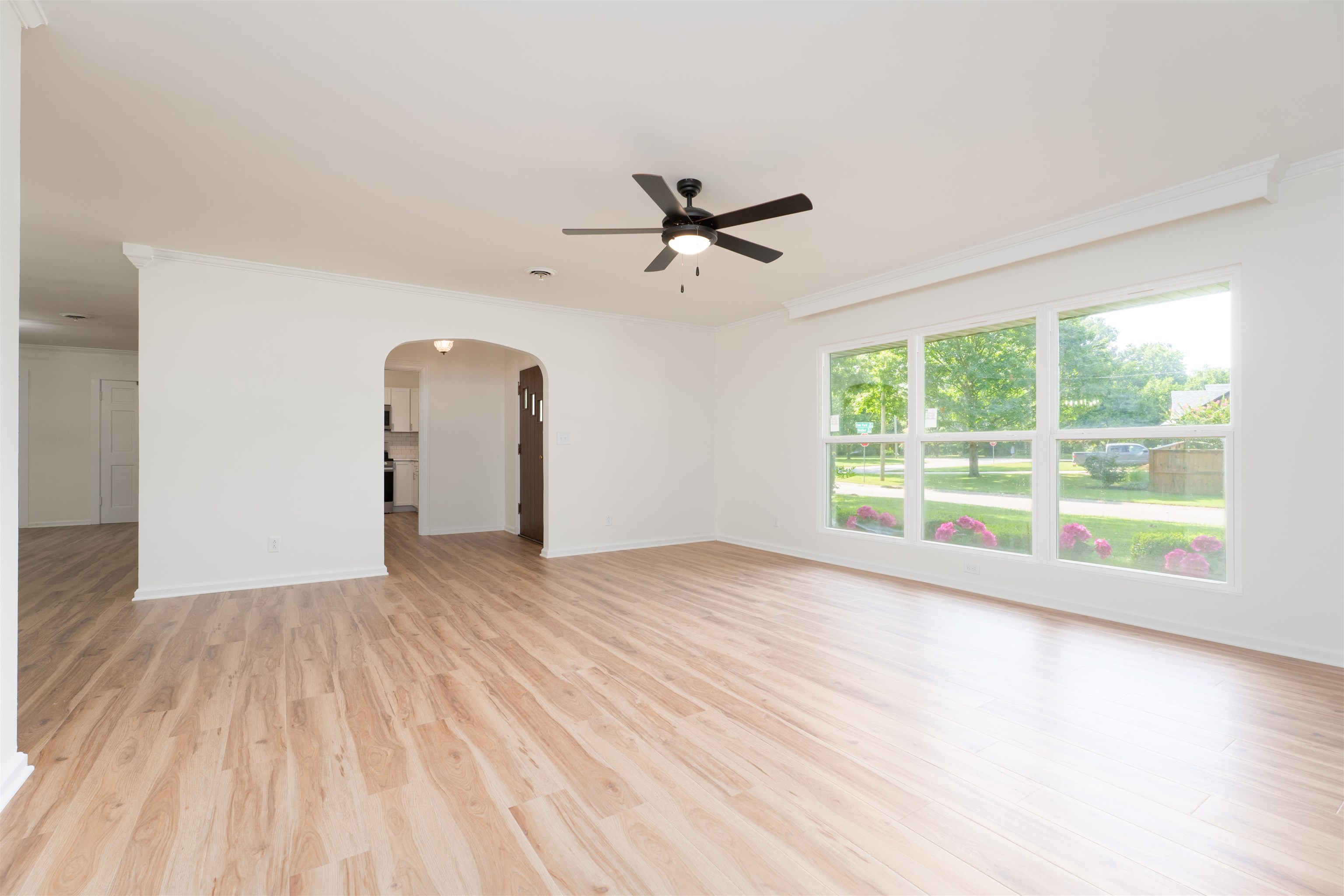 1811 Stratford Dr, Owensboro, Kentucky 42301, 2 Bedrooms Bedrooms, ,2 BathroomsBathrooms,Single Family Residence,For Sale,Stratford Dr,92587