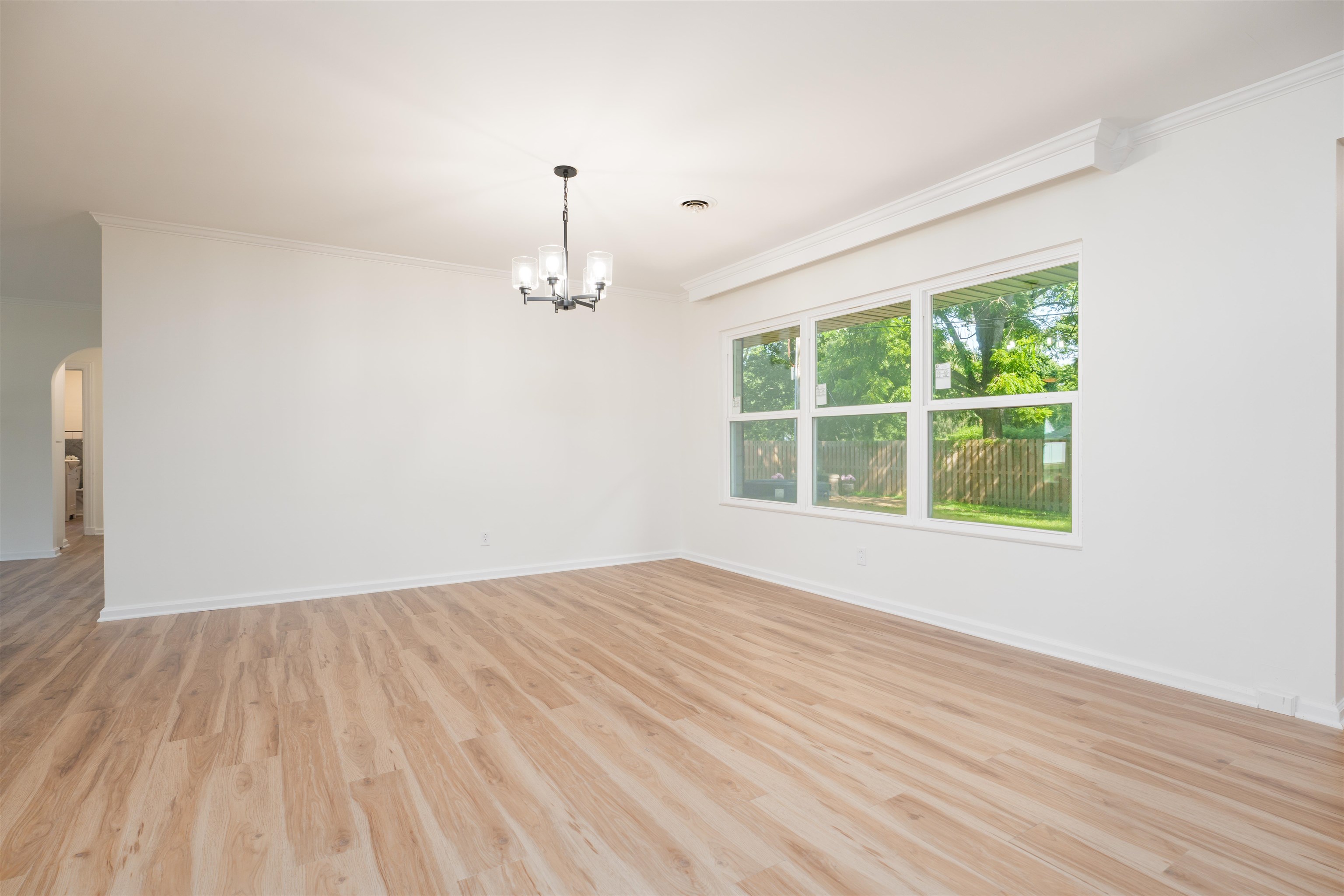 1811 Stratford Dr, Owensboro, Kentucky 42301, 2 Bedrooms Bedrooms, ,2 BathroomsBathrooms,Single Family Residence,For Sale,Stratford Dr,92587