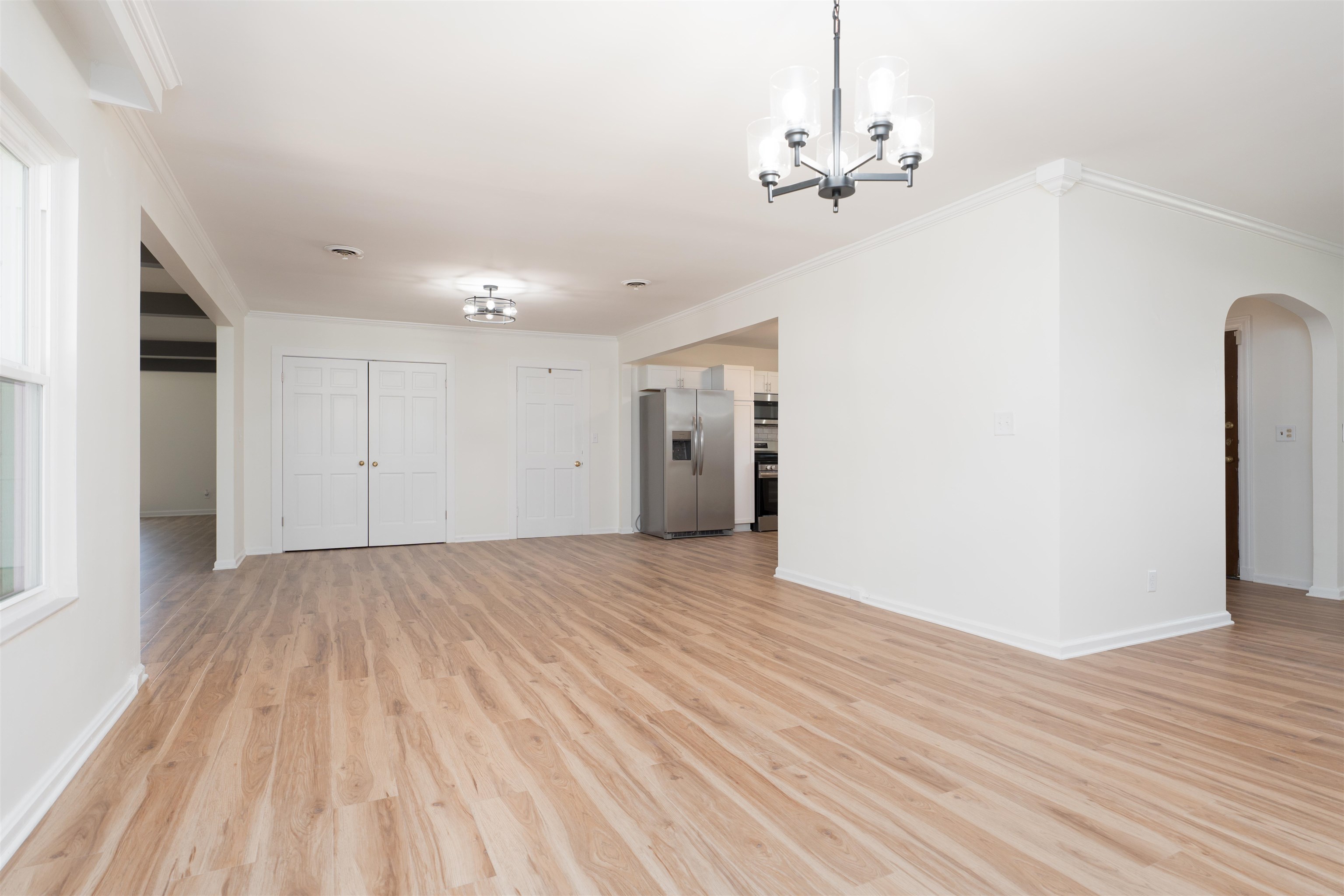 1811 Stratford Dr, Owensboro, Kentucky 42301, 2 Bedrooms Bedrooms, ,2 BathroomsBathrooms,Single Family Residence,For Sale,Stratford Dr,92587