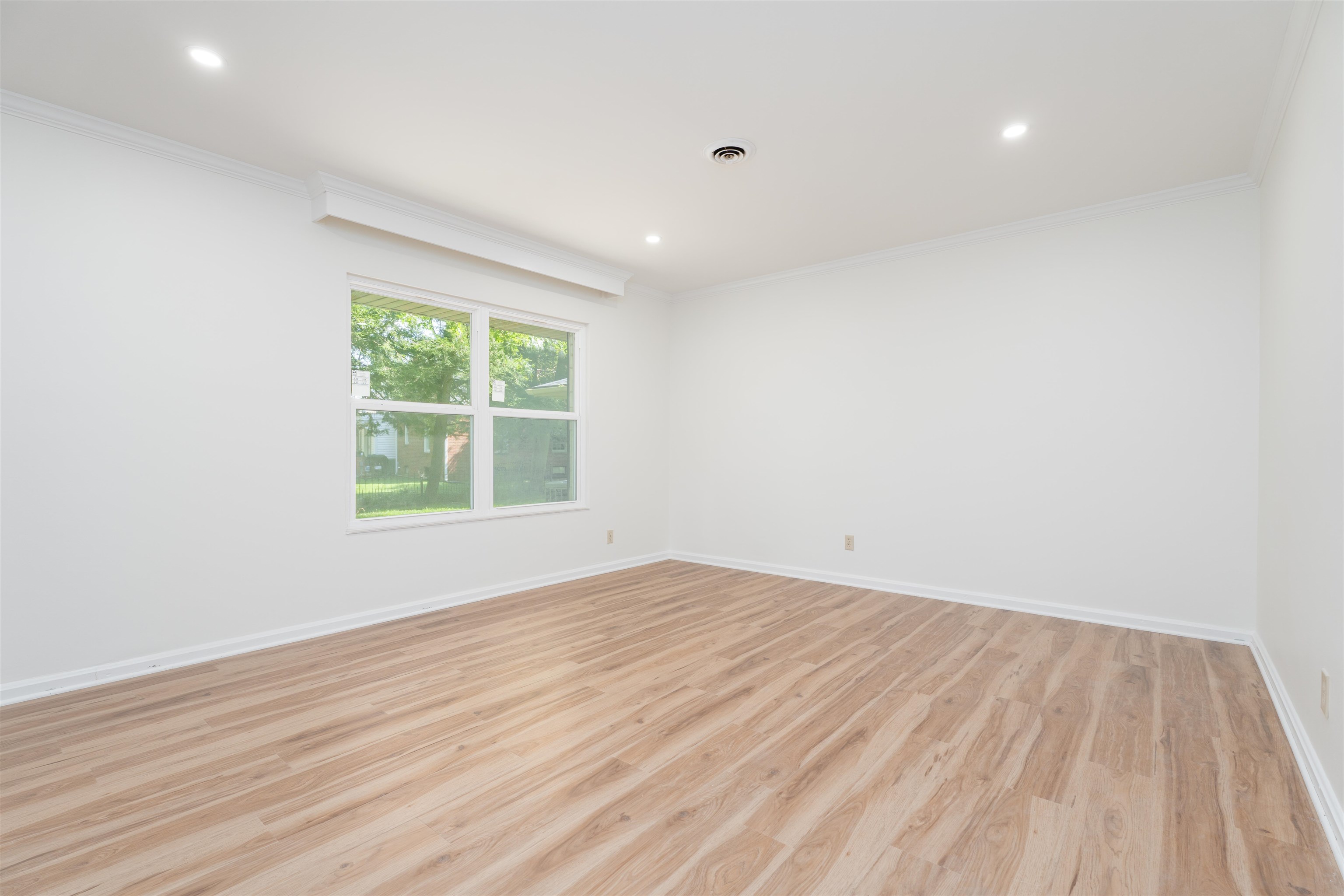 1811 Stratford Dr, Owensboro, Kentucky 42301, 2 Bedrooms Bedrooms, ,2 BathroomsBathrooms,Single Family Residence,For Sale,Stratford Dr,92587