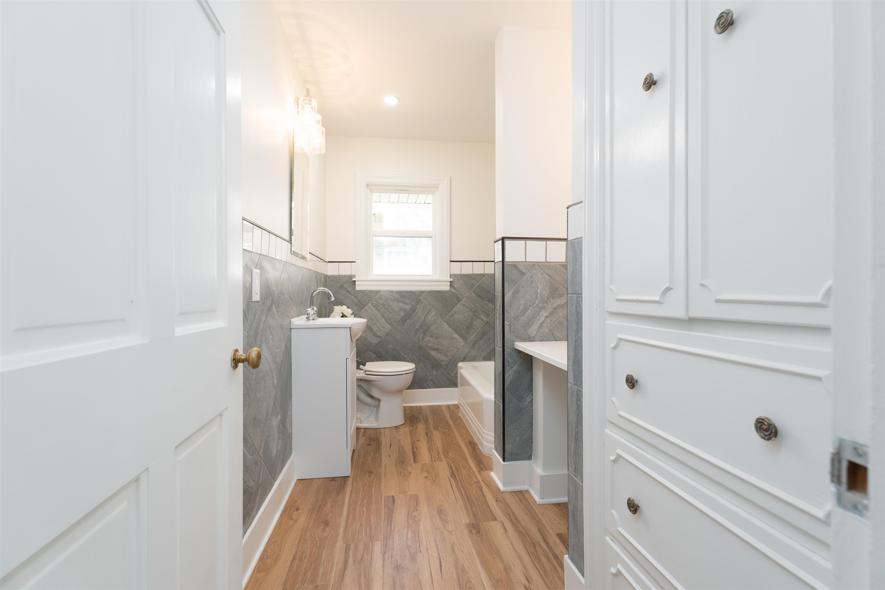 1811 Stratford Dr, Owensboro, Kentucky 42301, 2 Bedrooms Bedrooms, ,2 BathroomsBathrooms,Single Family Residence,For Sale,Stratford Dr,92587