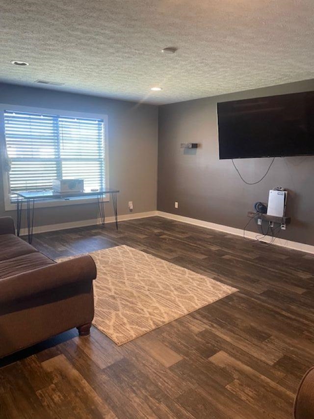 4679 Breeze Ct E, Owensboro, Kentucky 42301, 4 Bedrooms Bedrooms, ,2 BathroomsBathrooms,Single Family Residence,For Sale,Breeze Ct E,92592