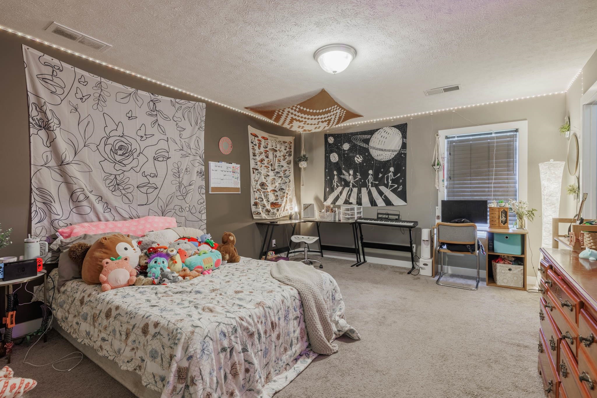 4679 Breeze Ct E, Owensboro, Kentucky 42301, 4 Bedrooms Bedrooms, ,2 BathroomsBathrooms,Single Family Residence,For Sale,Breeze Ct E,92592