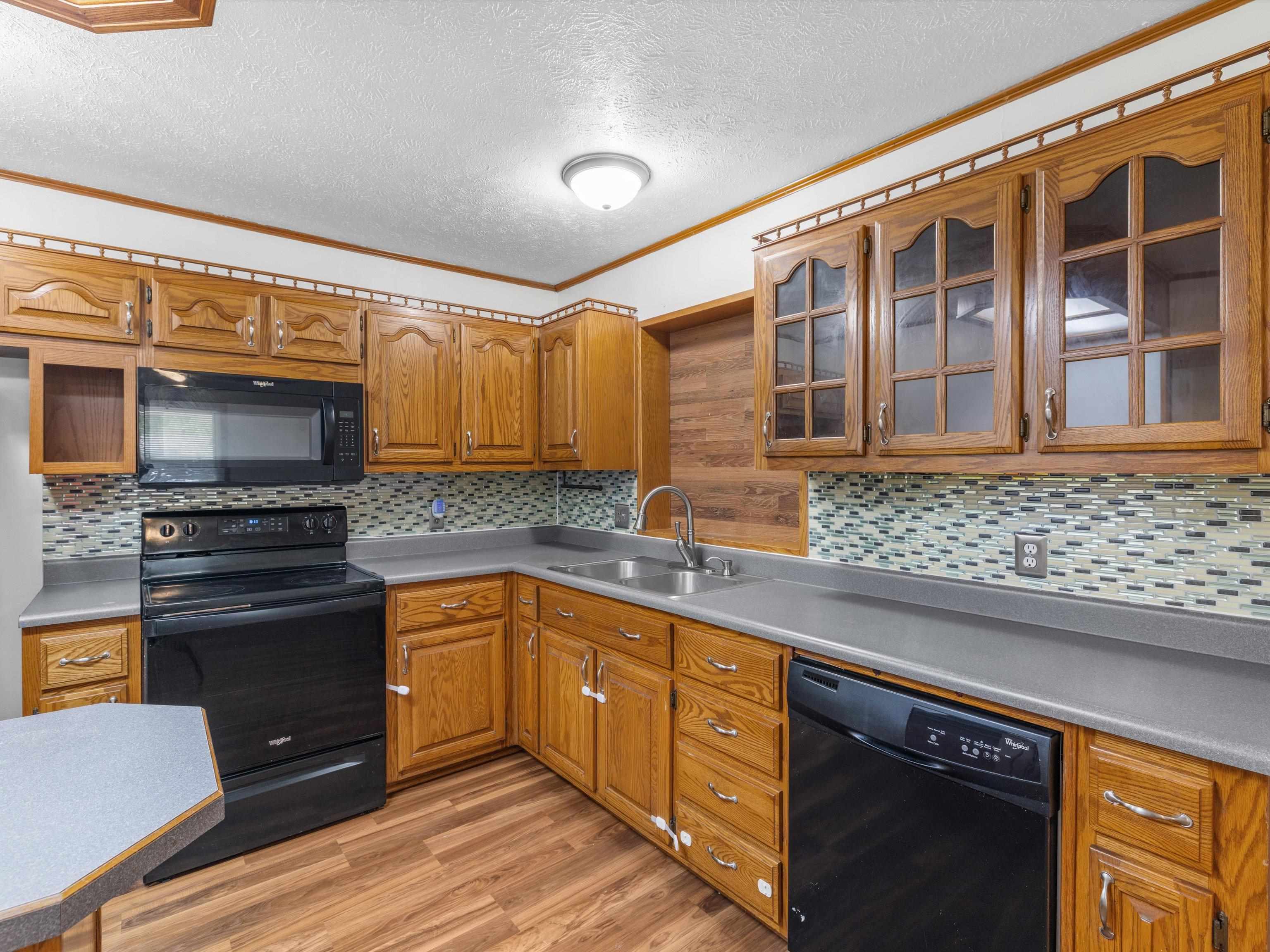 2921 Yosemite Dr, Owensboro, Kentucky 42301, 3 Bedrooms Bedrooms, ,1 BathroomBathrooms,Single Family Residence,For Sale,Yosemite Dr,92593