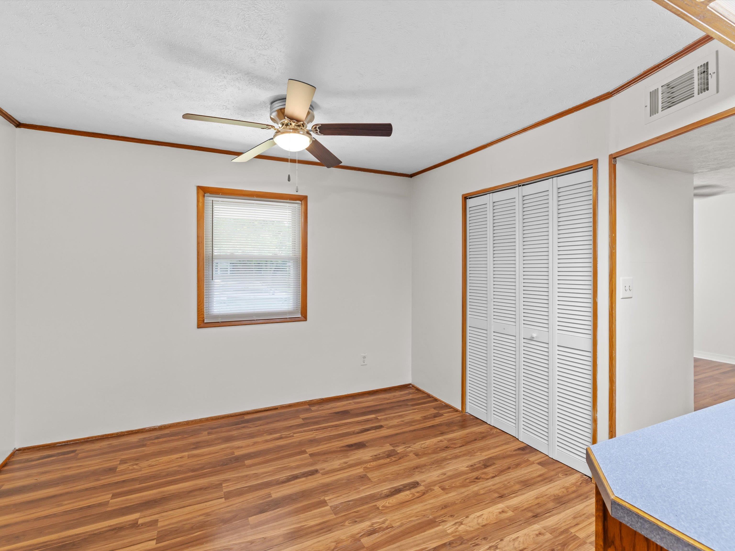 2921 Yosemite Dr, Owensboro, Kentucky 42301, 3 Bedrooms Bedrooms, ,1 BathroomBathrooms,Single Family Residence,For Sale,Yosemite Dr,92593