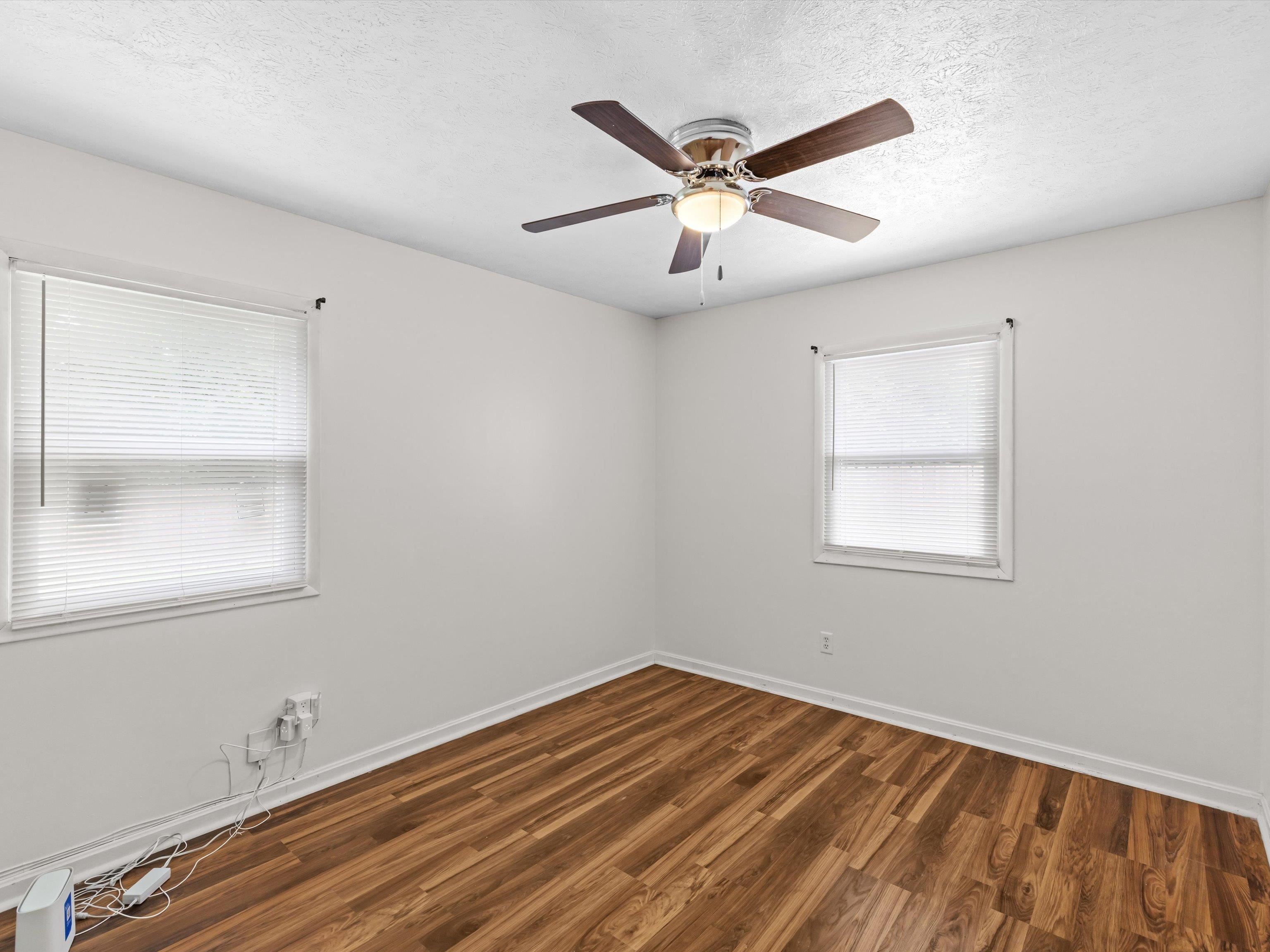 2921 Yosemite Dr, Owensboro, Kentucky 42301, 3 Bedrooms Bedrooms, ,1 BathroomBathrooms,Single Family Residence,For Sale,Yosemite Dr,92593