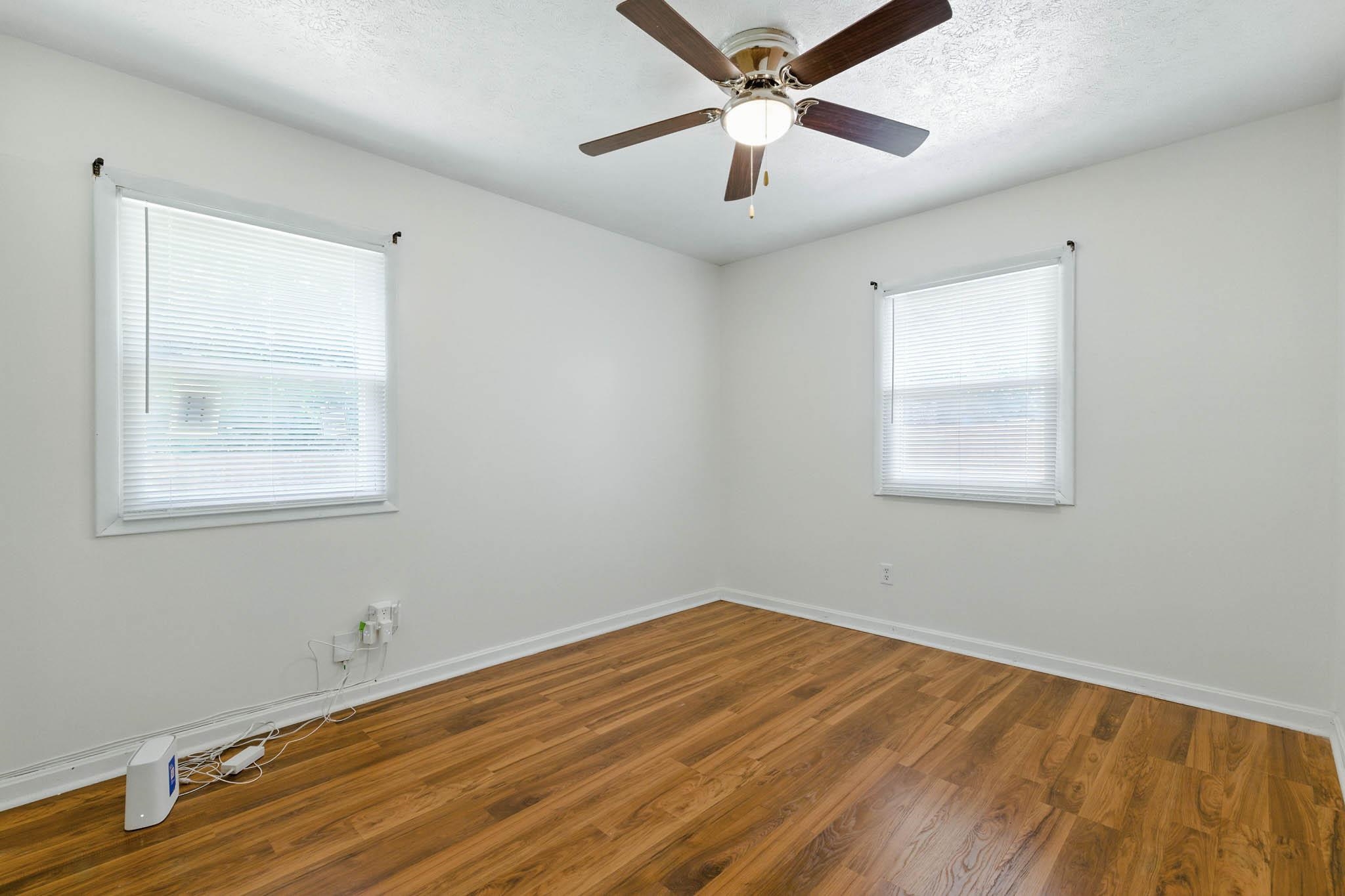 2921 Yosemite Dr, Owensboro, Kentucky 42301, 3 Bedrooms Bedrooms, ,1 BathroomBathrooms,Single Family Residence,For Sale,Yosemite Dr,92593