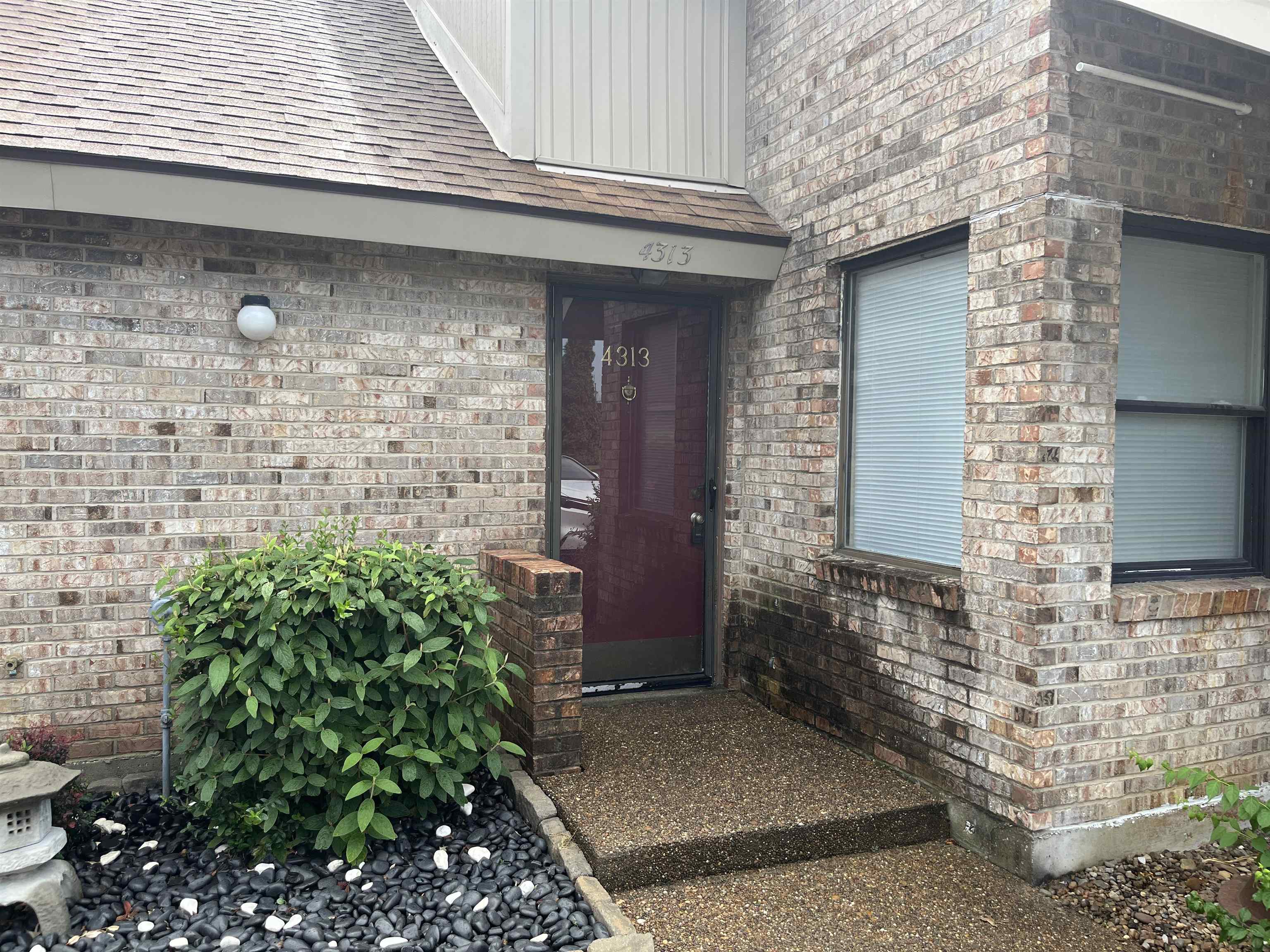 4313 Loft Cove, Owensboro, Kentucky 42303, 2 Bedrooms Bedrooms, ,1 BathroomBathrooms,Townhouse,For Sale,Loft Cove,92595