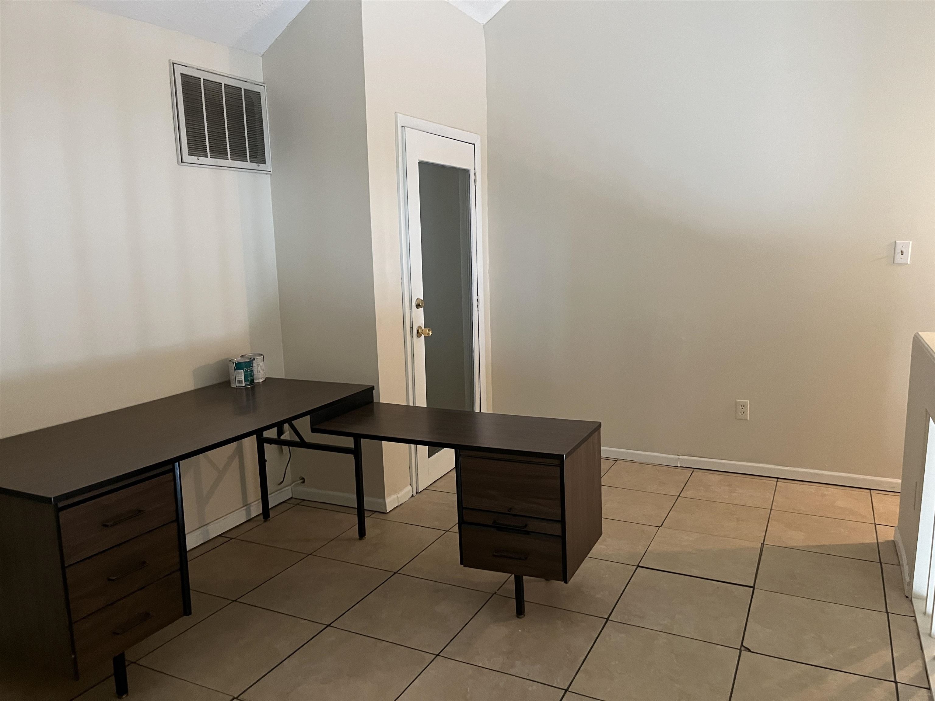 4313 Loft Cove, Owensboro, Kentucky 42303, 2 Bedrooms Bedrooms, ,1 BathroomBathrooms,Townhouse,For Sale,Loft Cove,92595