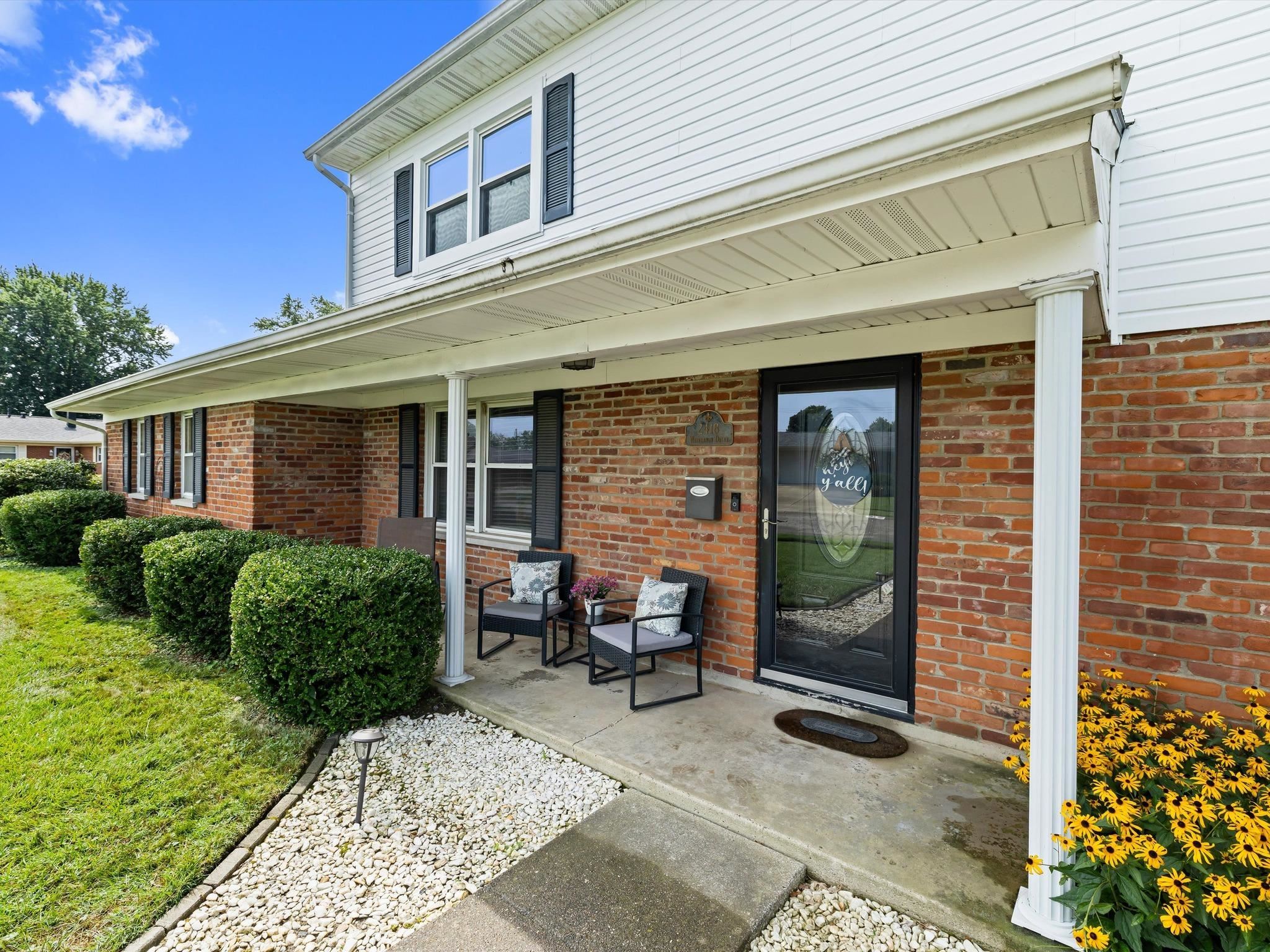 2418 Whirlaway Drive, Owensboro, Kentucky 42301, 4 Bedrooms Bedrooms, ,2 BathroomsBathrooms,Single Family Residence,For Sale,Whirlaway Drive,92597