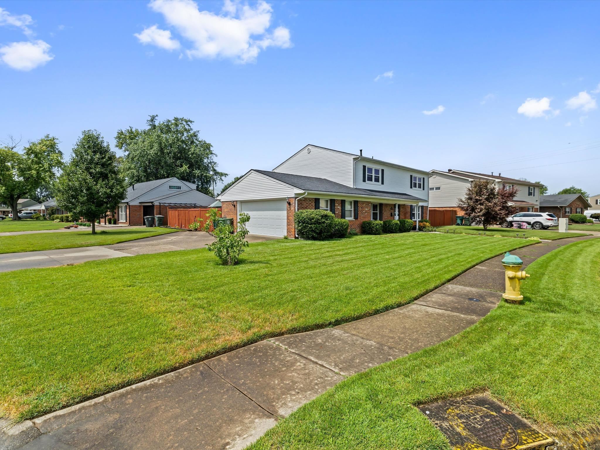2418 Whirlaway Drive, Owensboro, Kentucky 42301, 4 Bedrooms Bedrooms, ,2 BathroomsBathrooms,Single Family Residence,For Sale,Whirlaway Drive,92597