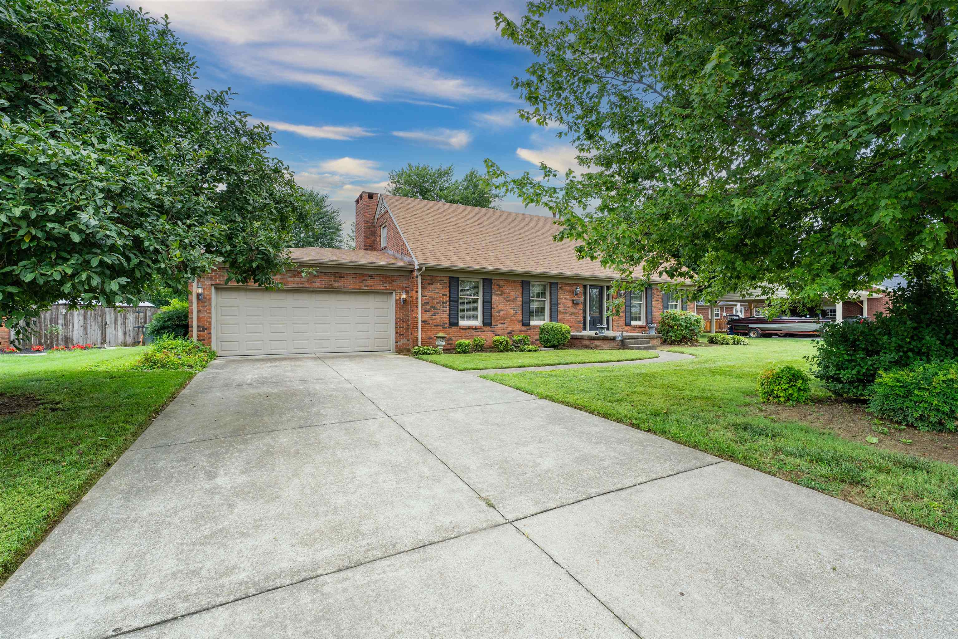 3618 S. Griffith Avenue, Owensboro, Kentucky 42301, 4 Bedrooms Bedrooms, ,2 BathroomsBathrooms,Single Family Residence,For Sale,S. Griffith Avenue,92598